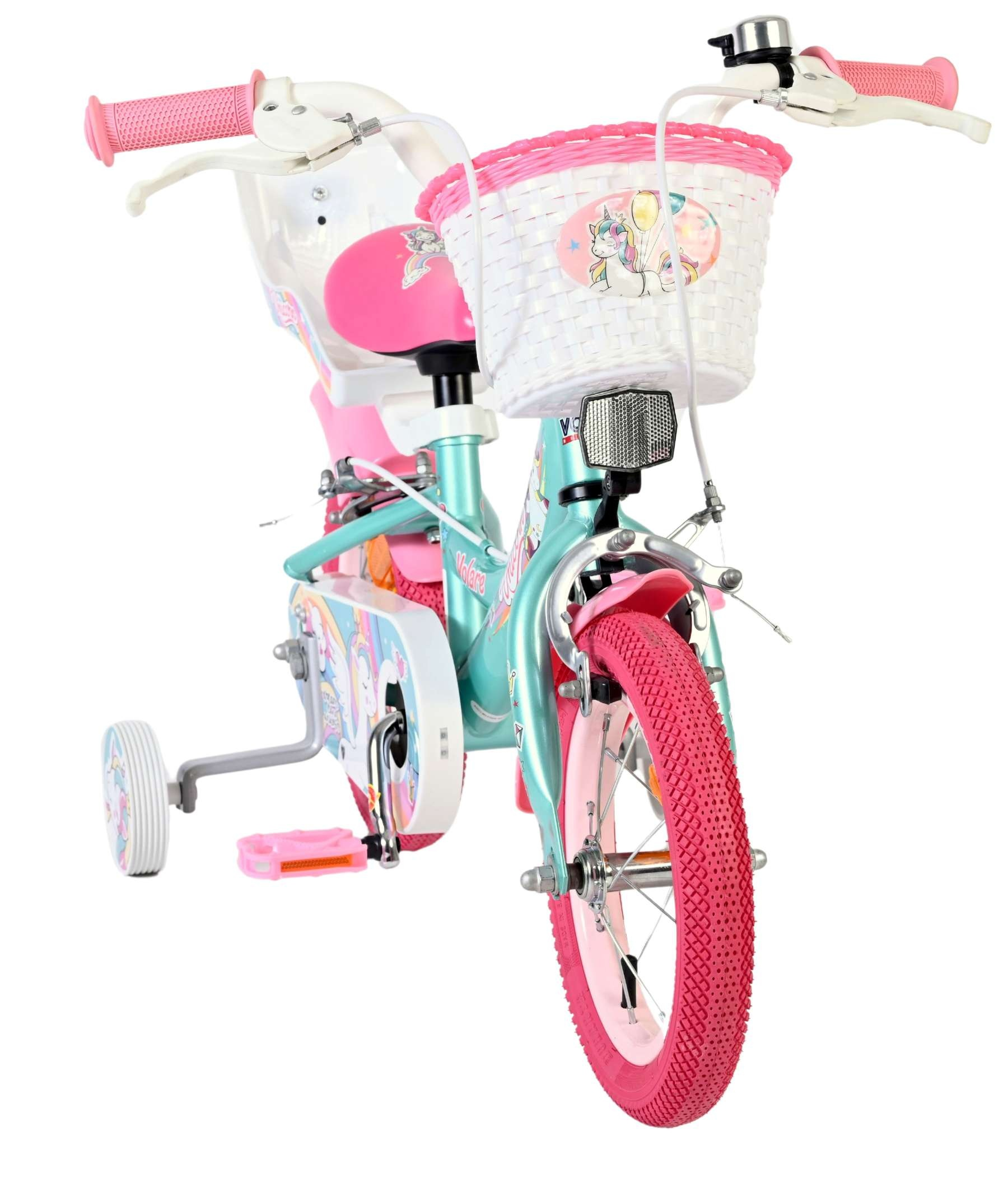 Ein türkisfarbenes Kinderfahrrad mit rosa Akzenten, einem Korb und Stützrädern.