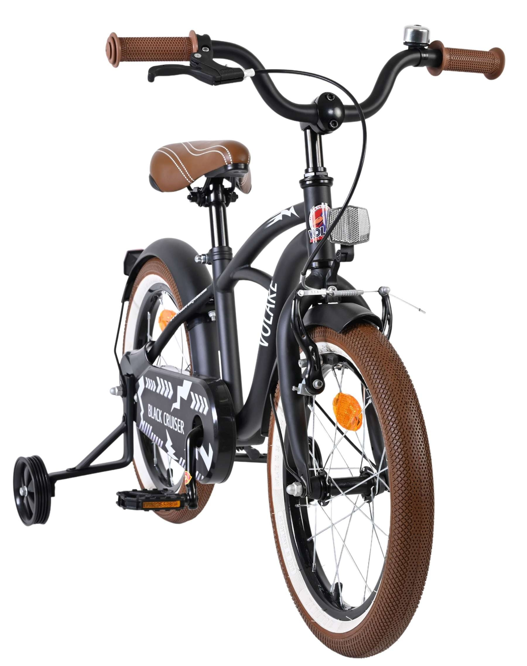 Schwarzes Kinderfahrrad mit braunen Reifen, Sattel und Griffen.