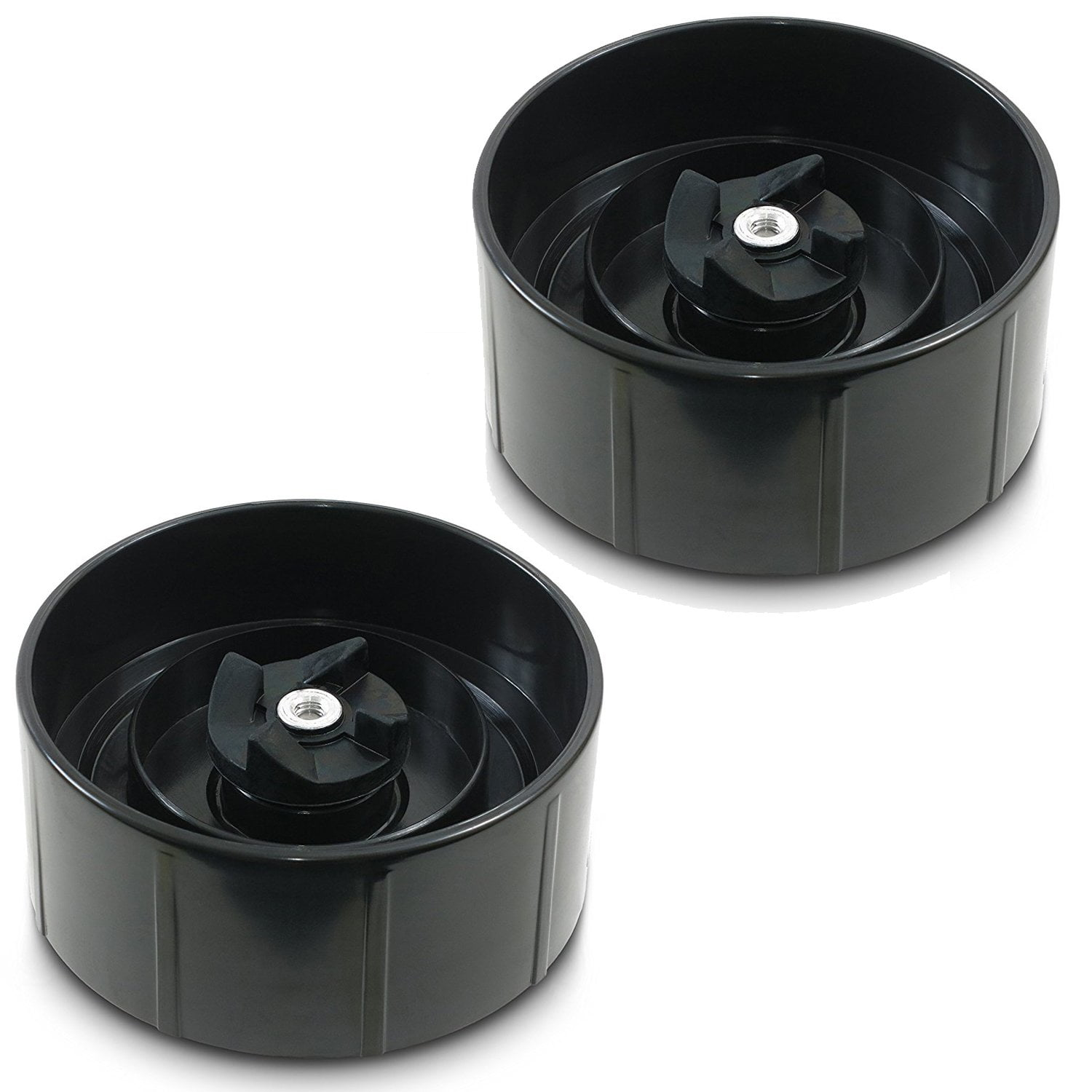 Zwei schwarze Messereinheiten für Mixer mit Sternförmigen Klingen.