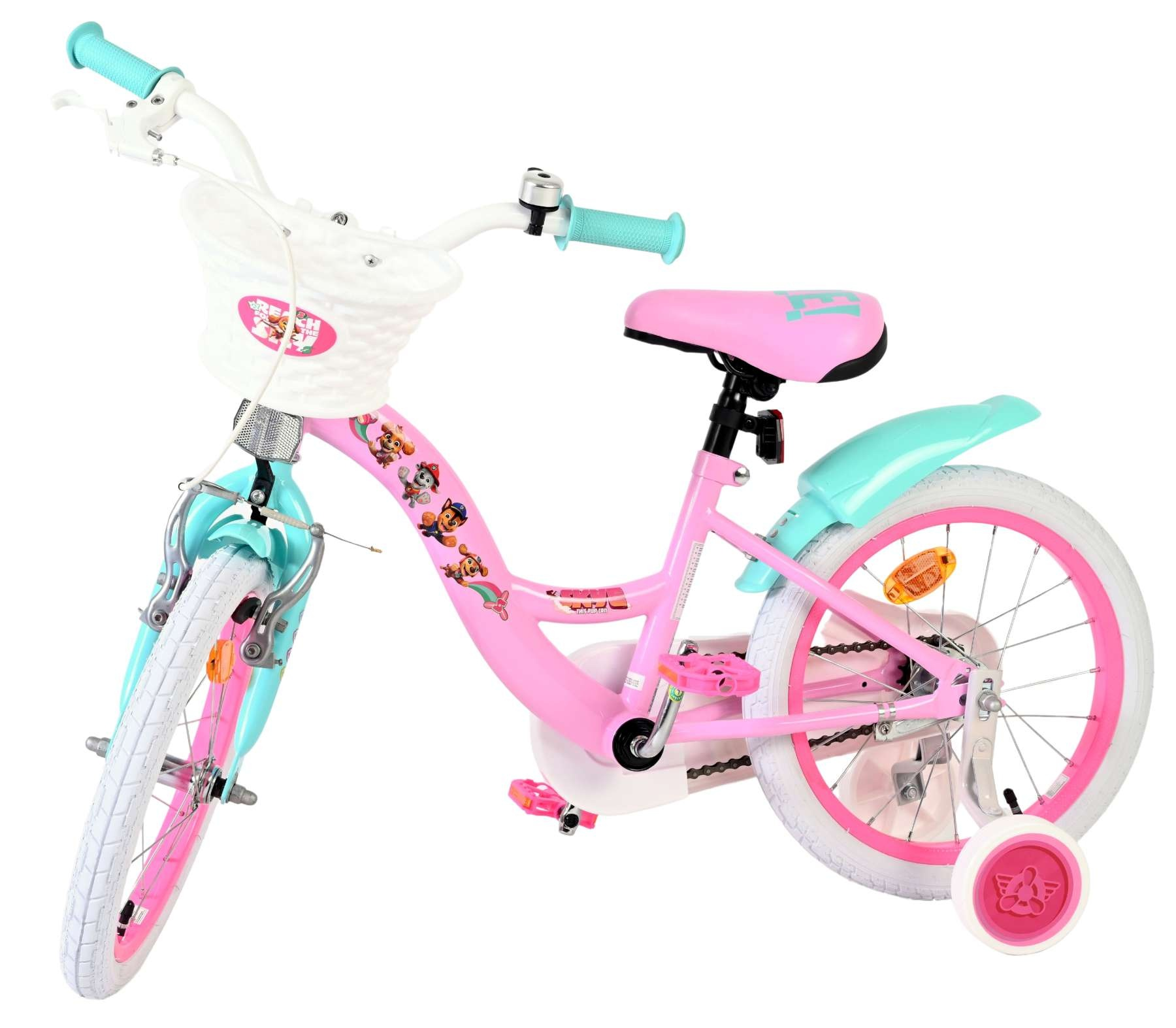 Ein pinkes Kinderfahrrad mit Stützrädern, Paw Patrol-Aufklebern und einem weißen Korb.