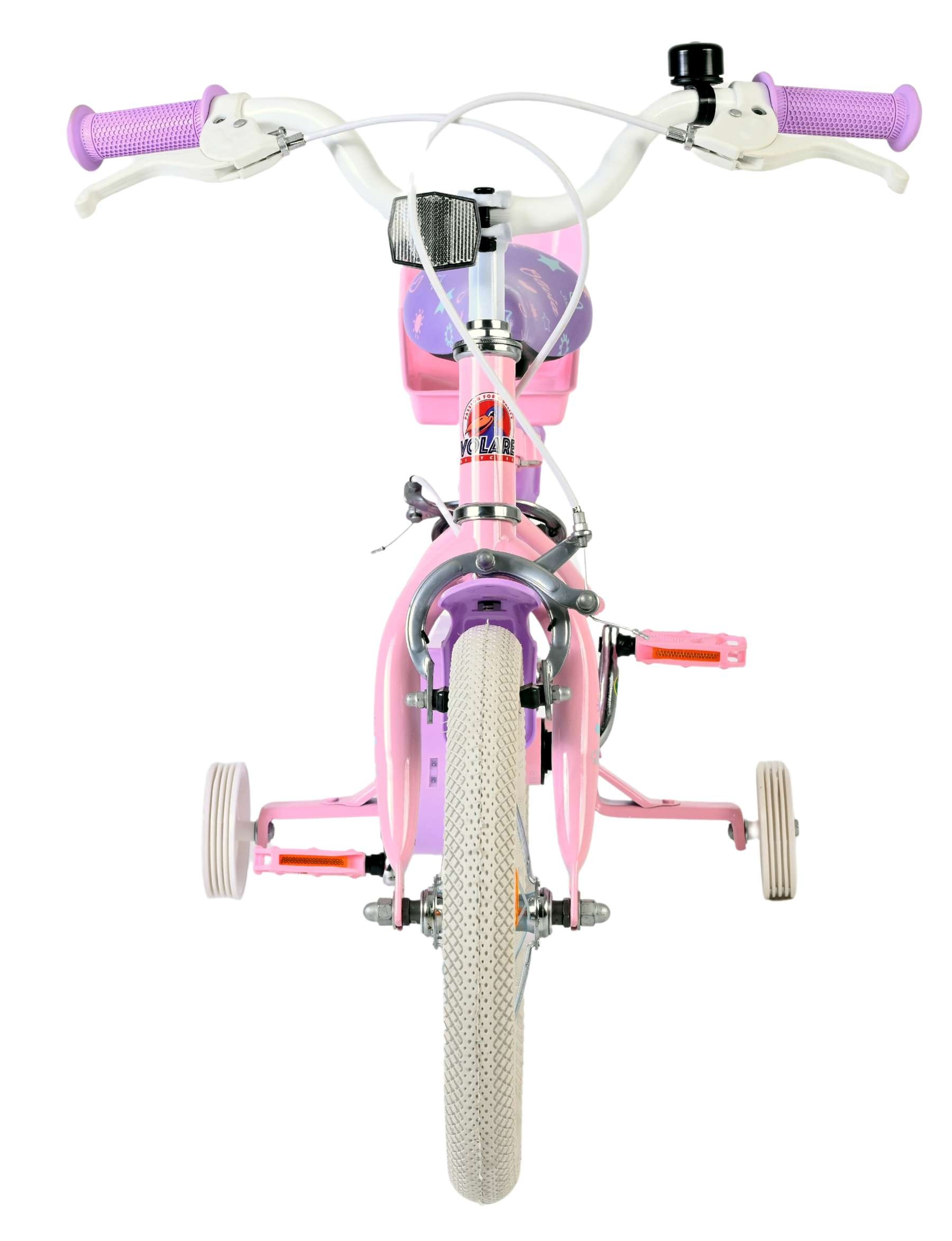 Ein rosa Kinderfahrrad mit Stützrädern, lila Griffen und einem Sitz.