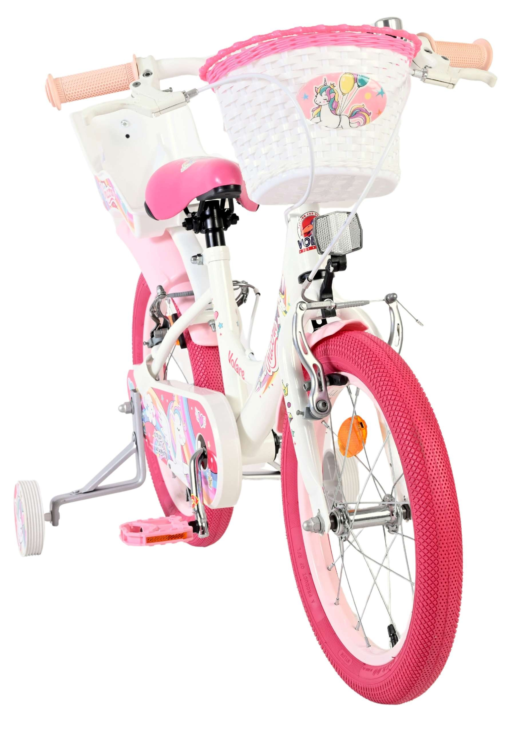 Ein weißes Kinderfahrrad mit pinken Reifen, Stützrädern und Einhorn-Motiv.