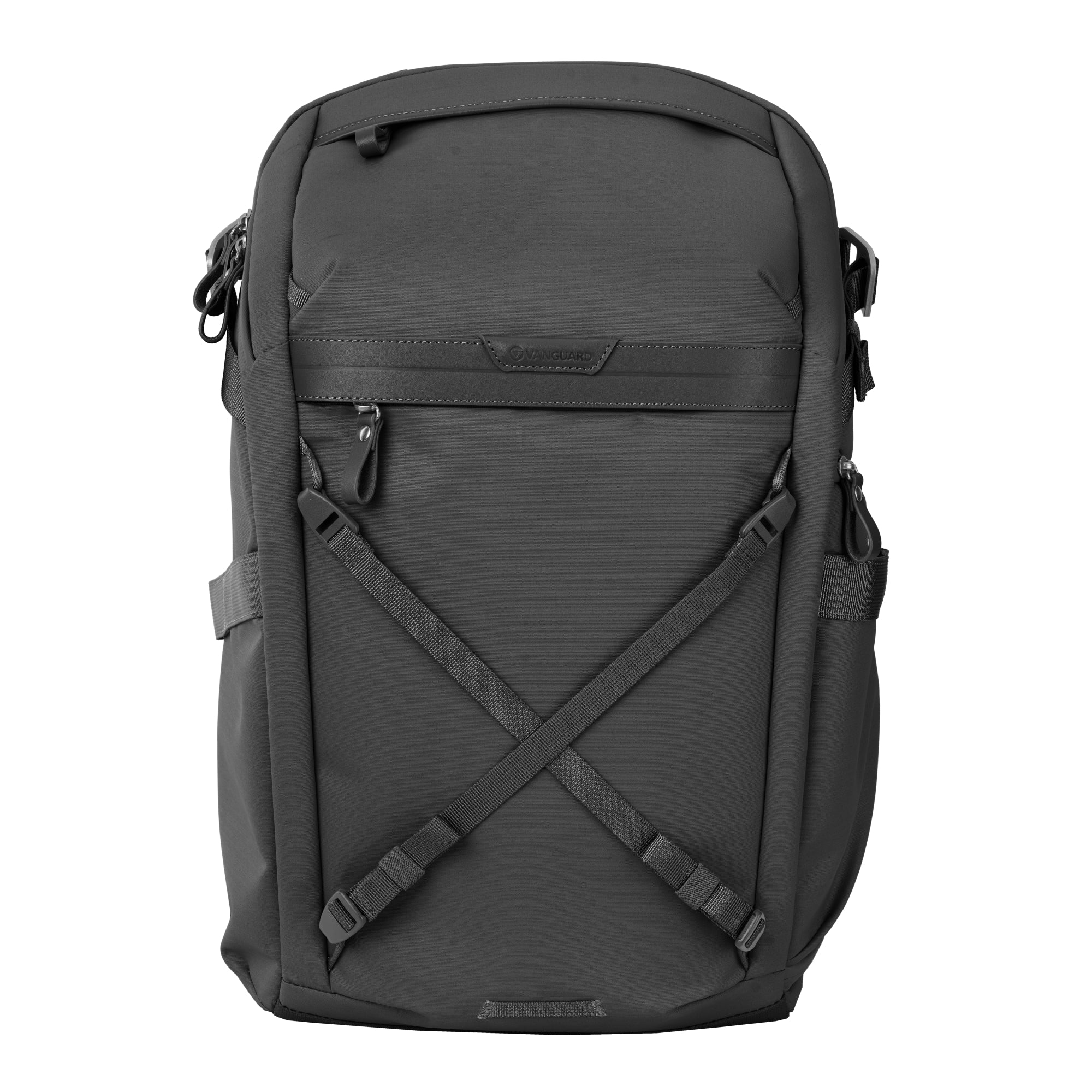 Grauer Rucksack mit mehreren Fächern und verstellbaren Gurten.