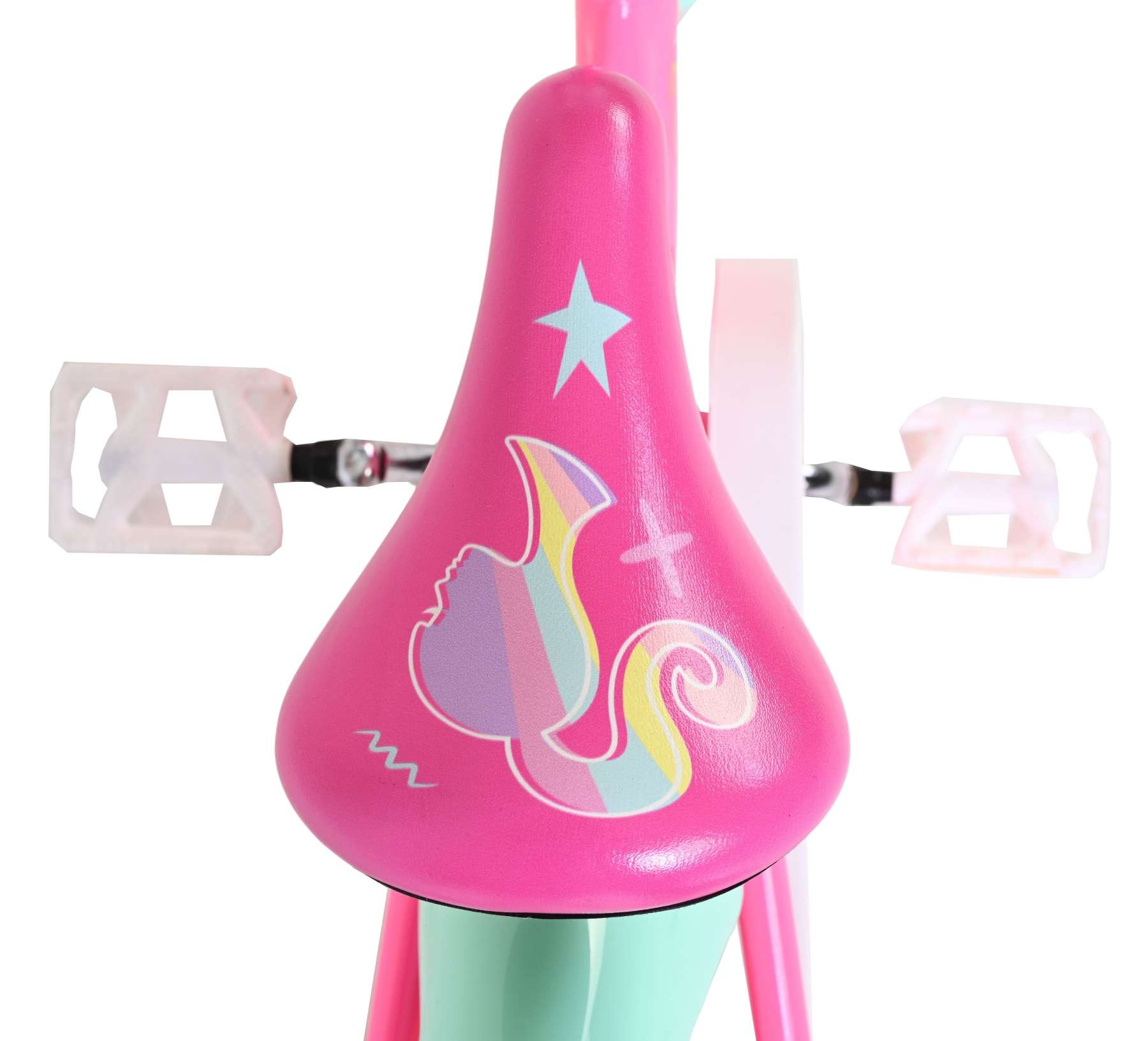 Ein pinker Fahrradsattel mit Einhorn-Motiv, Stern und Regenbogen.