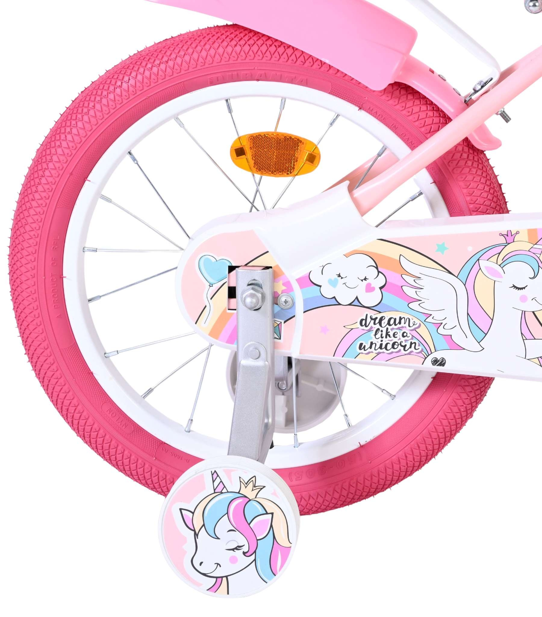 Ein rosa Fahrrad mit Einhorn-Aufkleber. Das Hinterrad hat eine rosa Felge.
