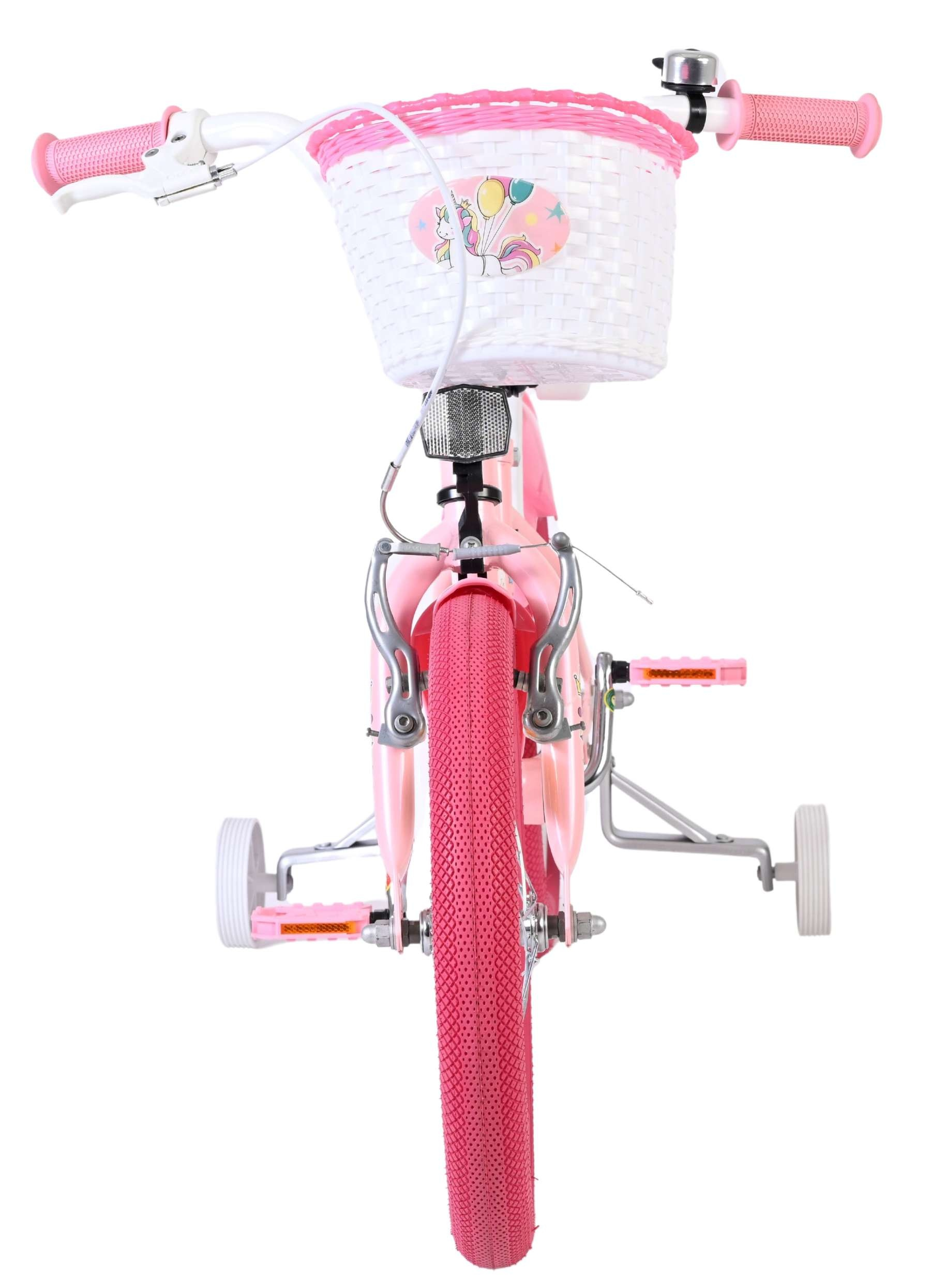 Ein rosa Kinderfahrrad mit weißen Stützrädern, weißem Korb und Einhorn-Aufkleber.