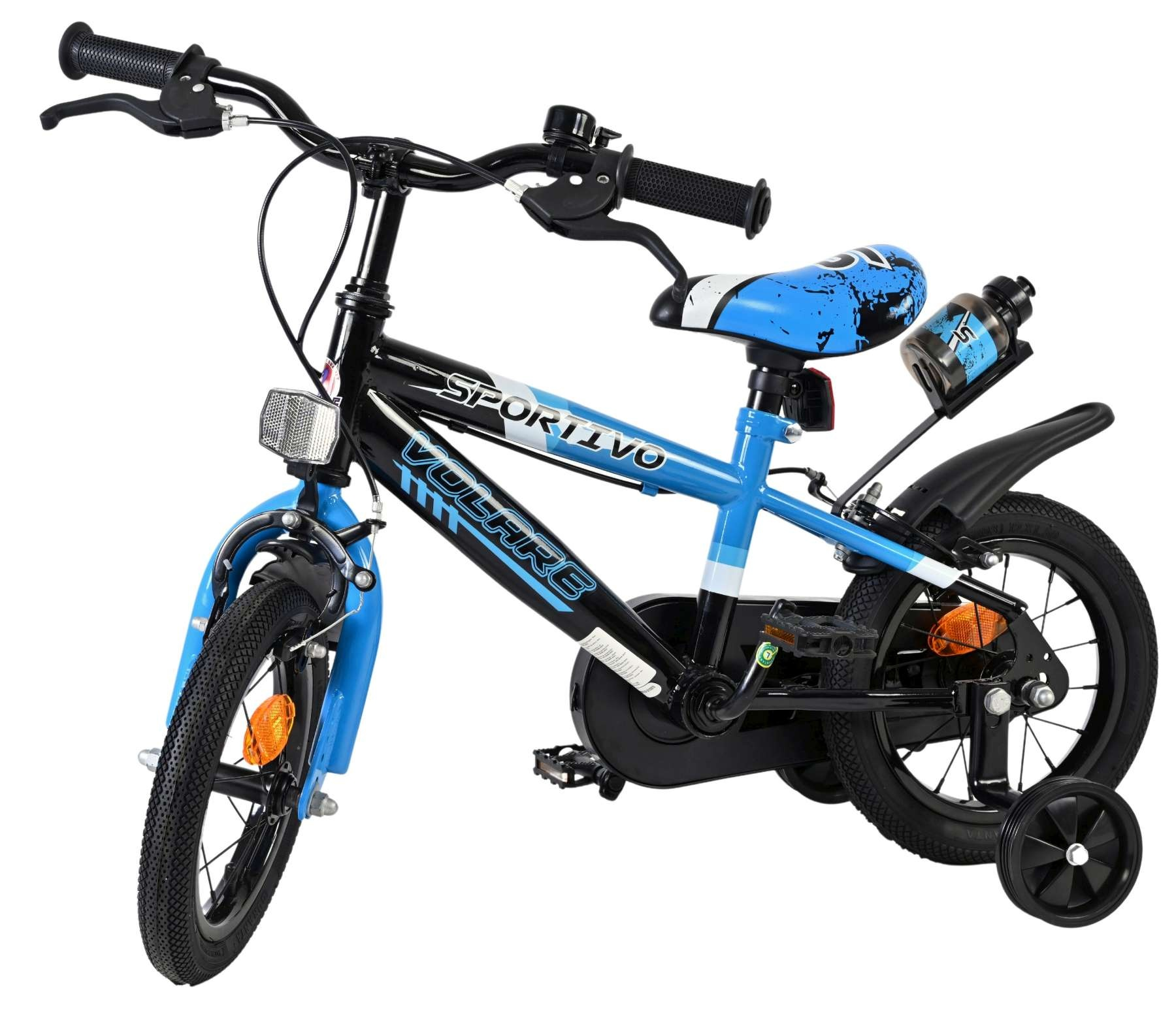 Ein blau-schwarzes Kinderfahrrad mit Stützrädern und Trinkflasche.