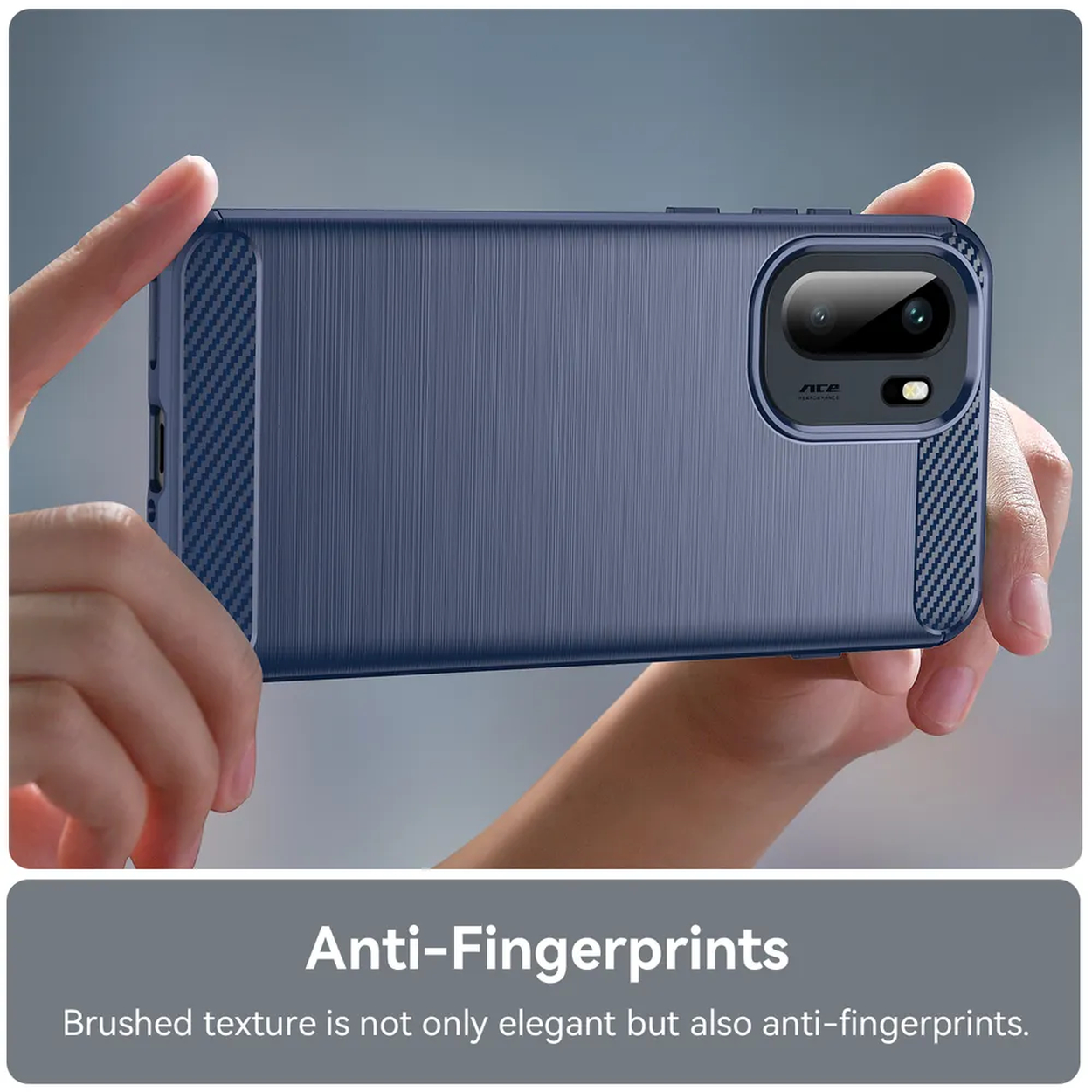 Blauwe telefoonhoes met geborstelde textuur en camera-uitsparing.