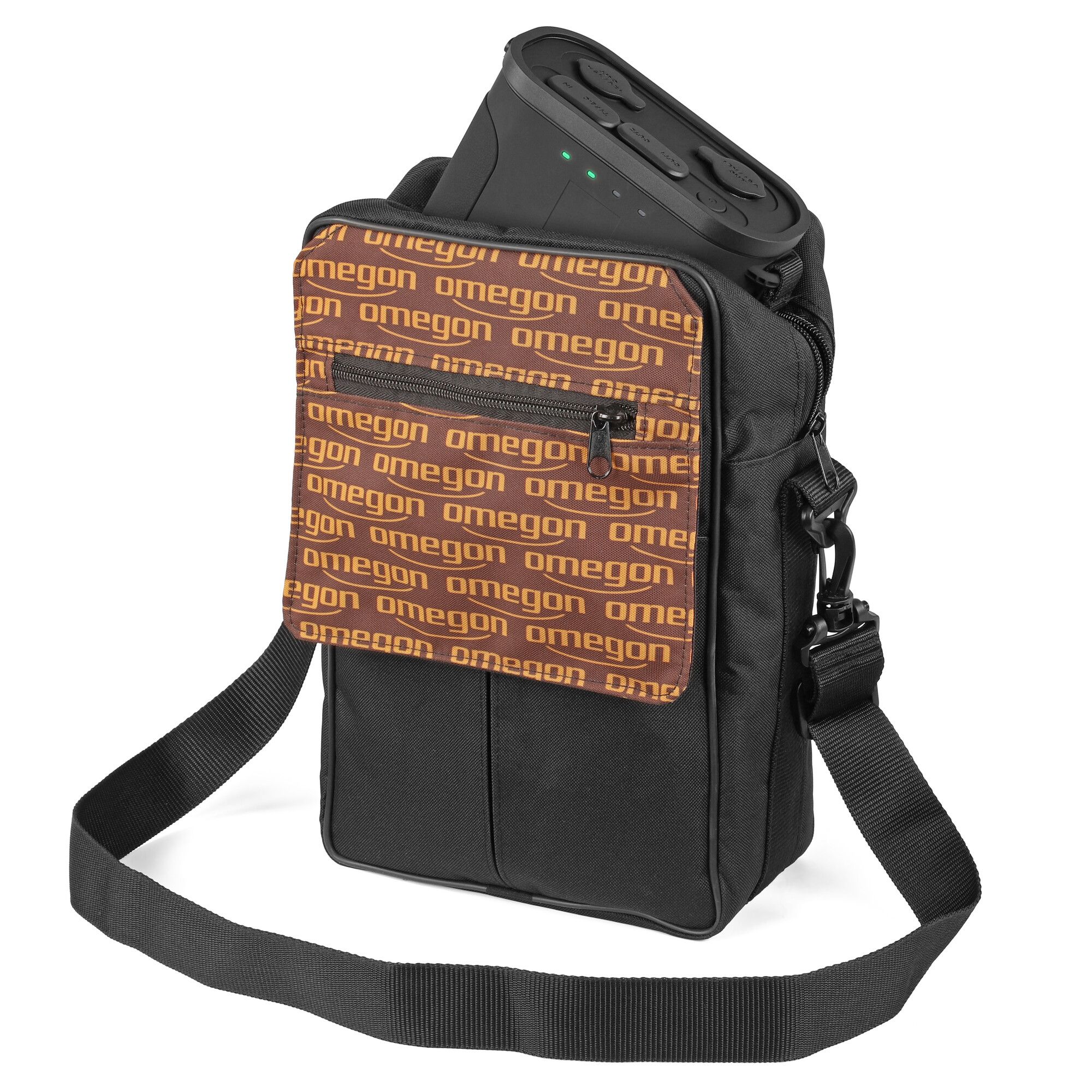 Schwarze Tasche mit wiederholtem braunem Muster und einem schwarzen Gerät.