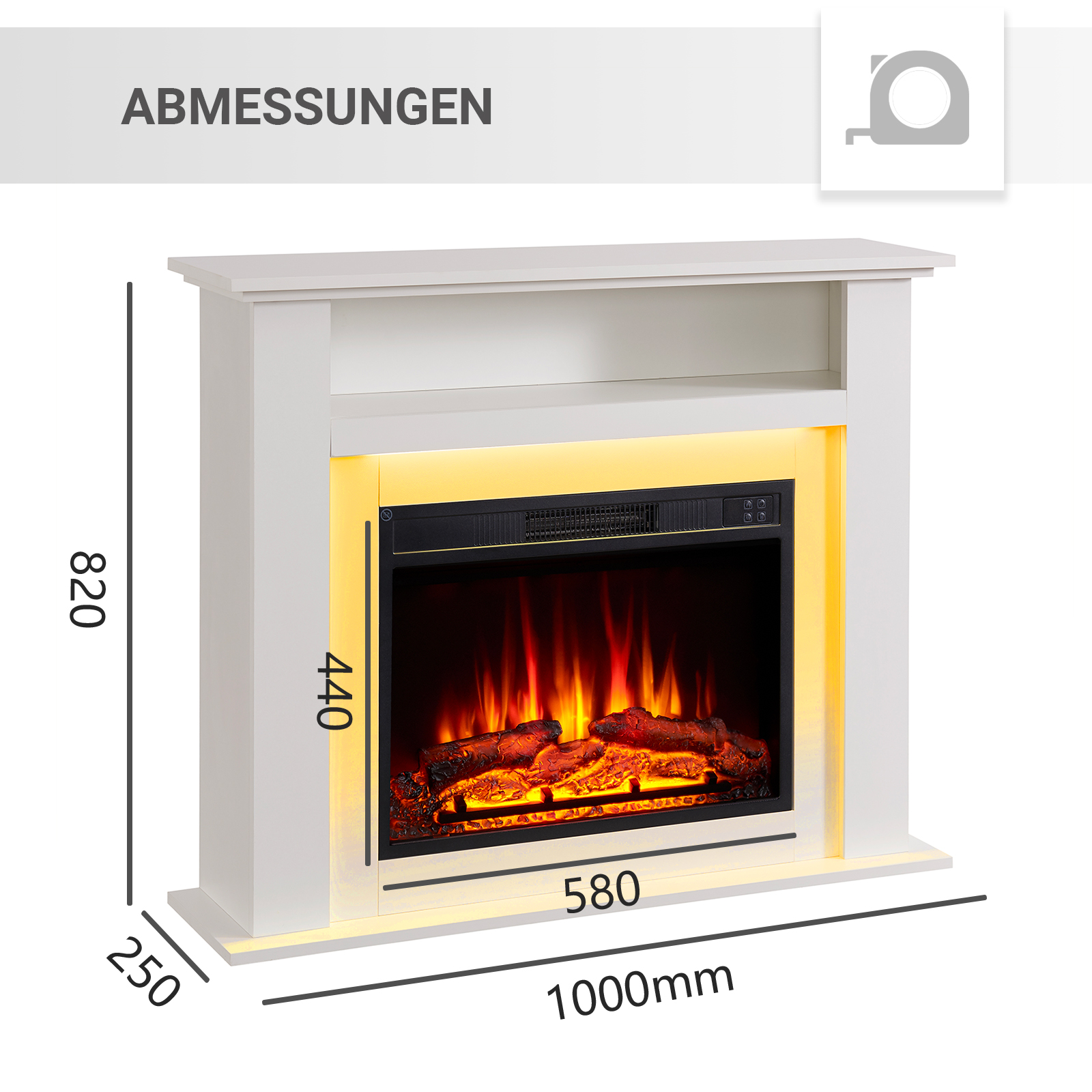 Weißer Kaminsims mit beleuchtetem, flammendem Einsatz. Maße sind angegeben.