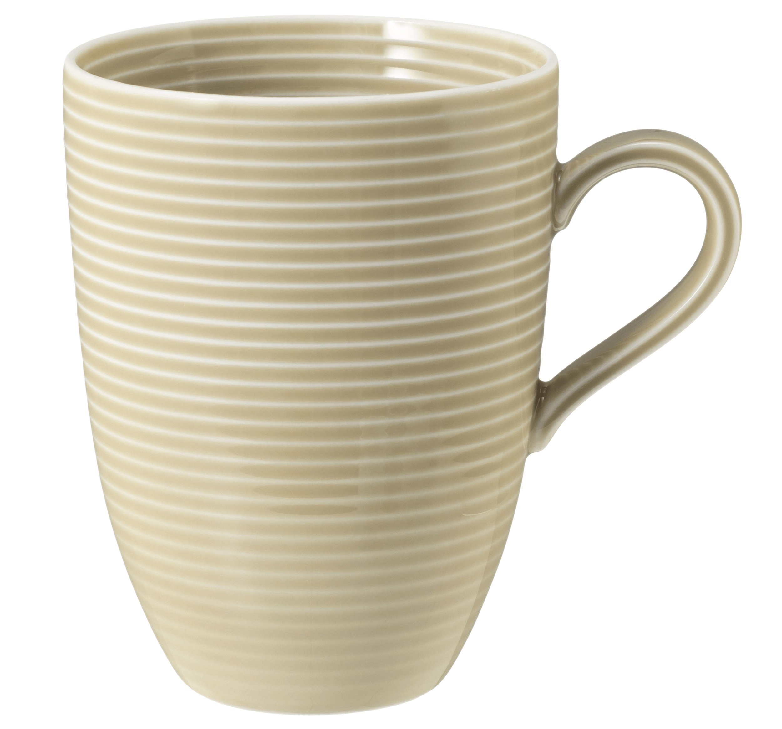 Beżowy ceramiczny kubek z poziomym prążkowaniem i uchwytem.