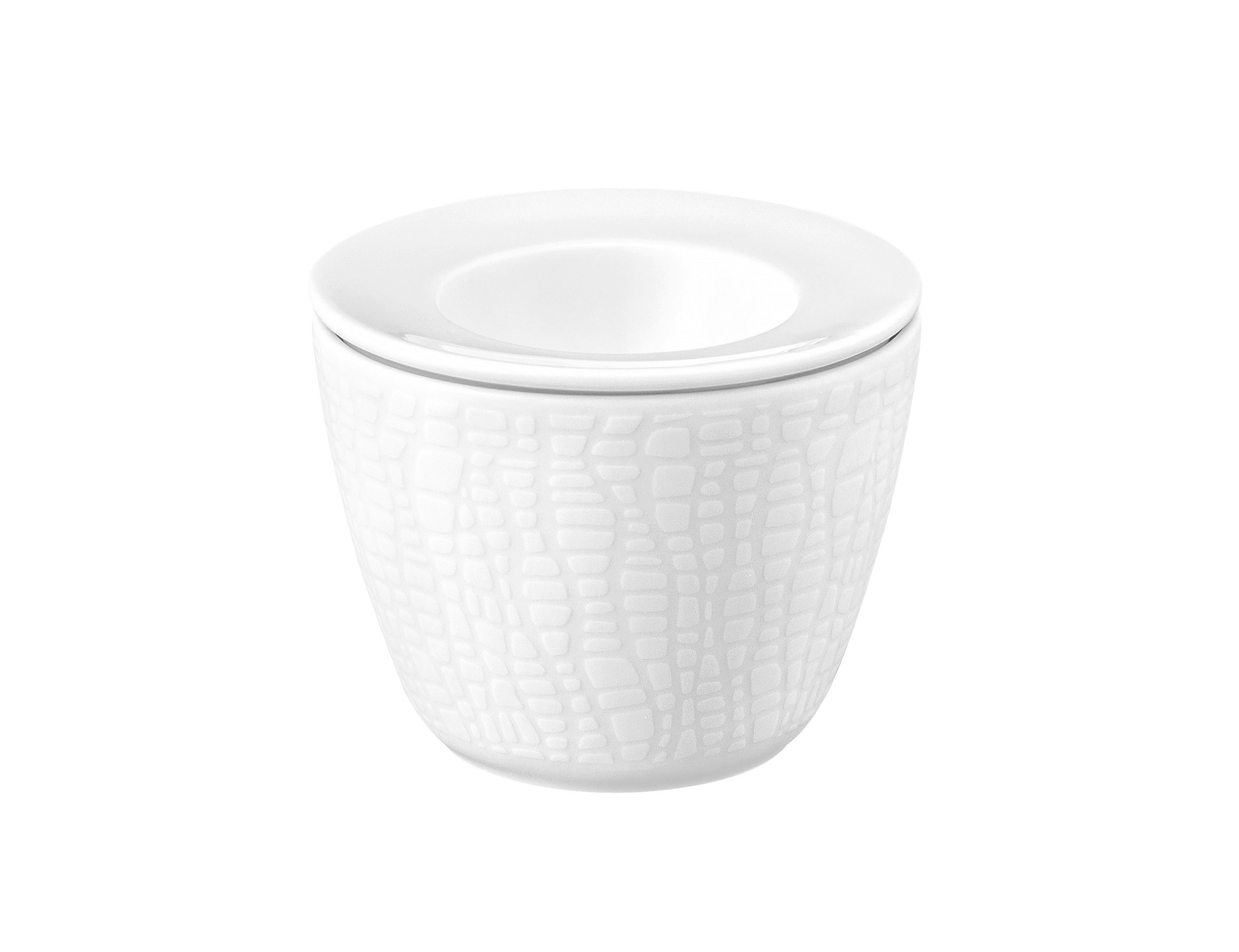 Biały ceramiczny pojemnik z tłoczonym wzorem i płaską pokrywką.