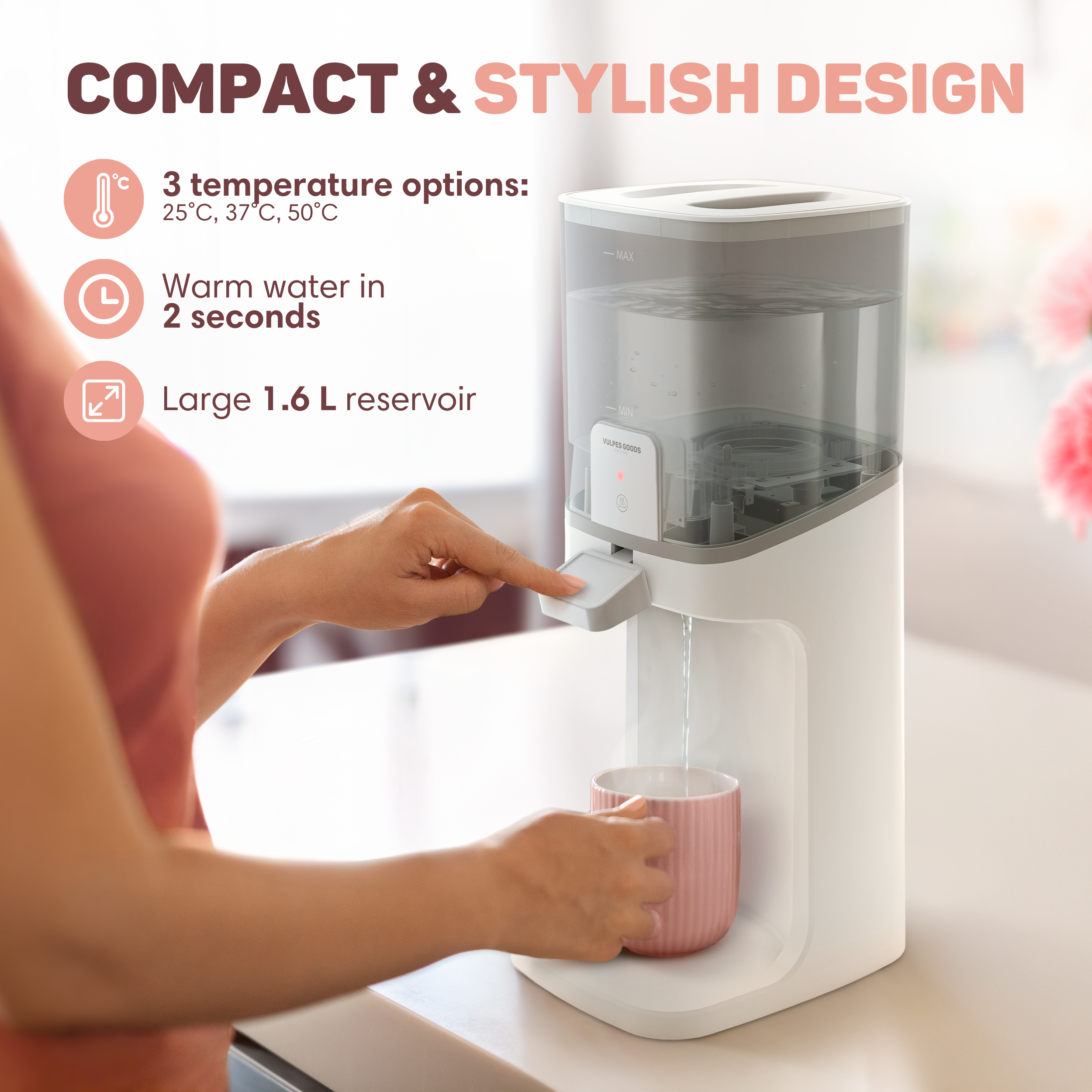 Een witte waterdispenser met een roze beker, water wordt gedispenseerd.