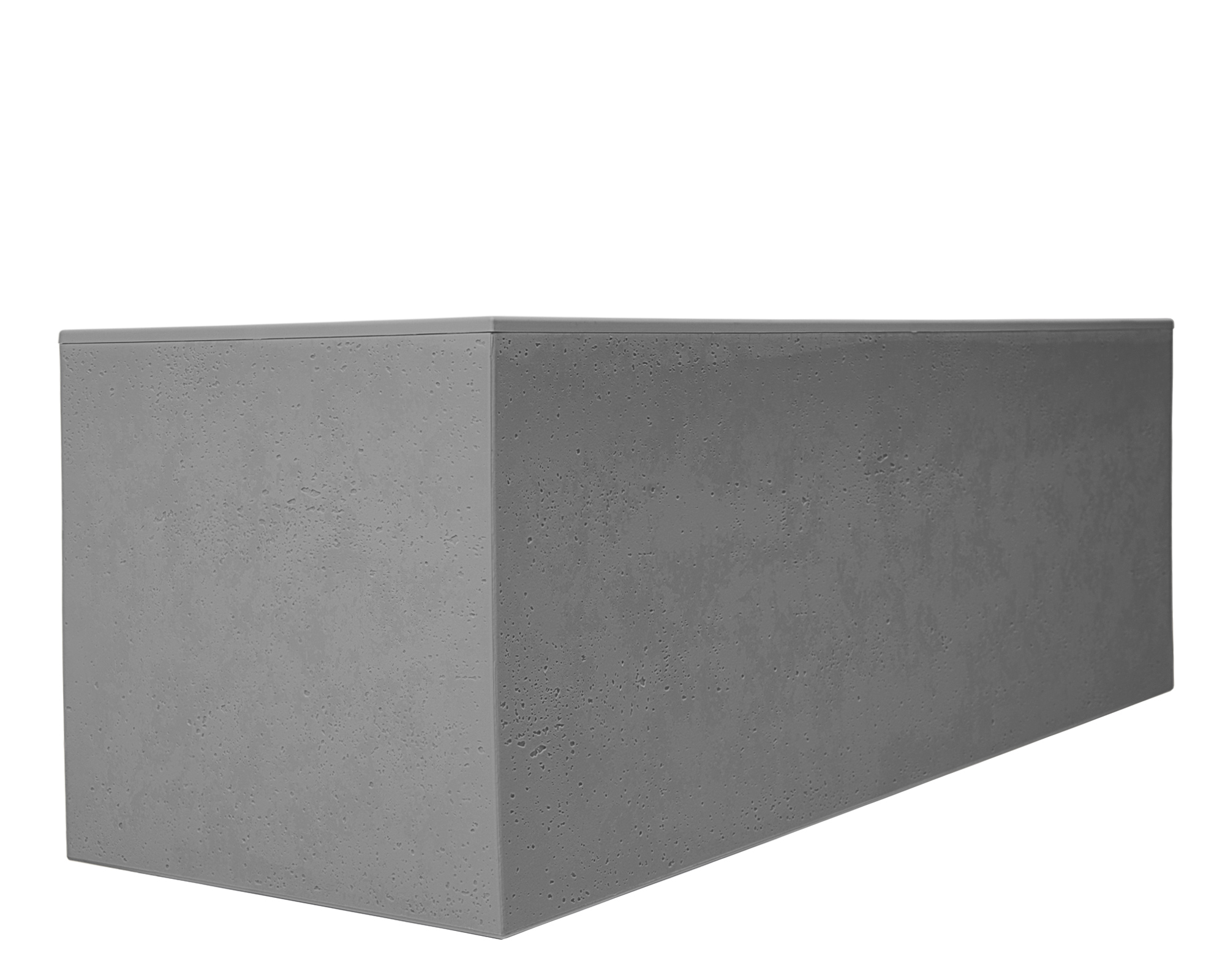 Grauer Betonblock mit poröser Textur auf weißem Hintergrund.