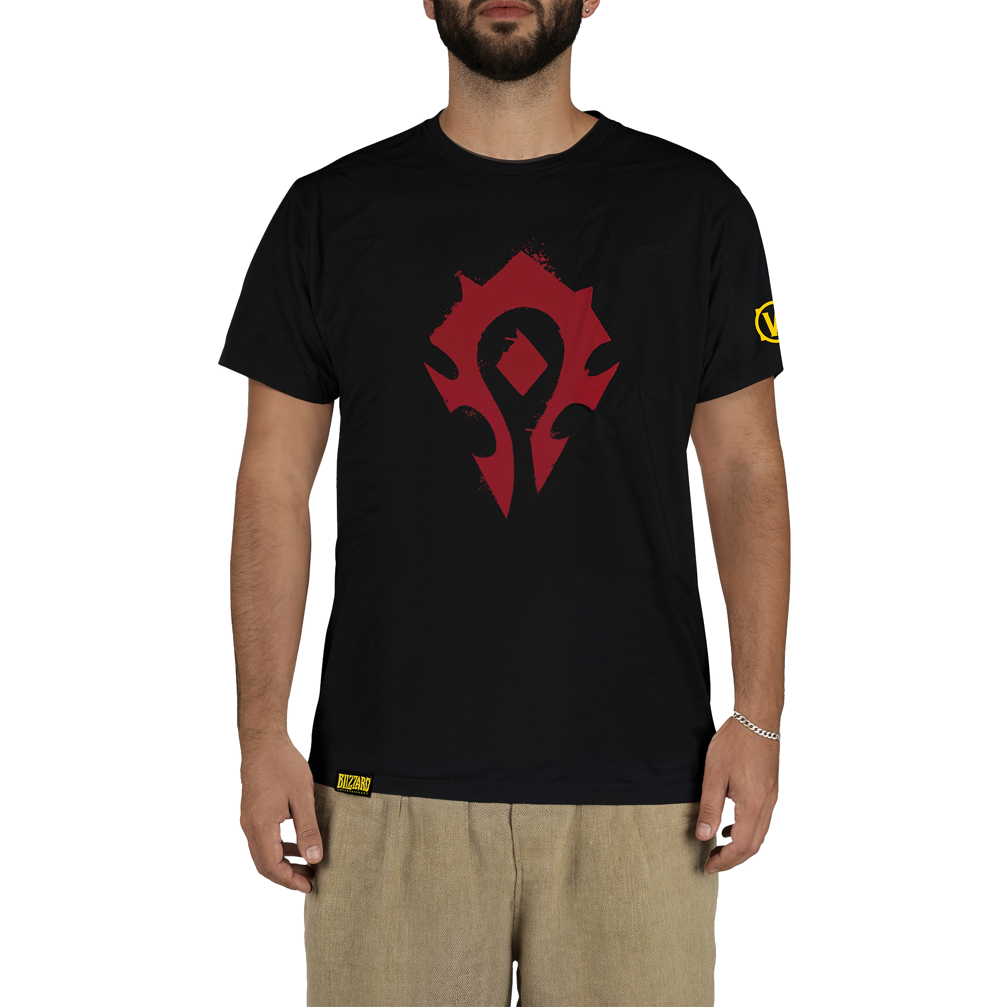 Schwarzes T-Shirt mit rotem Horde-Symbol, gelbem Logo am Ärmel und Blizzard-Label.