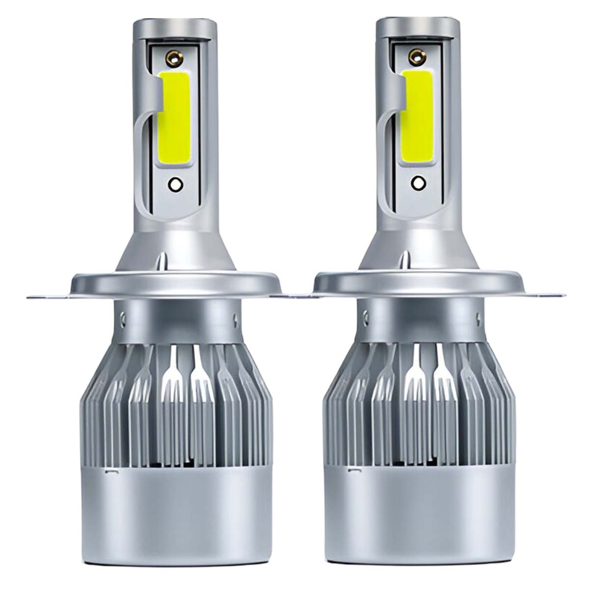 Zwei silberne LED-Autolampen mit Kühlrippen, weißer Hintergrund.