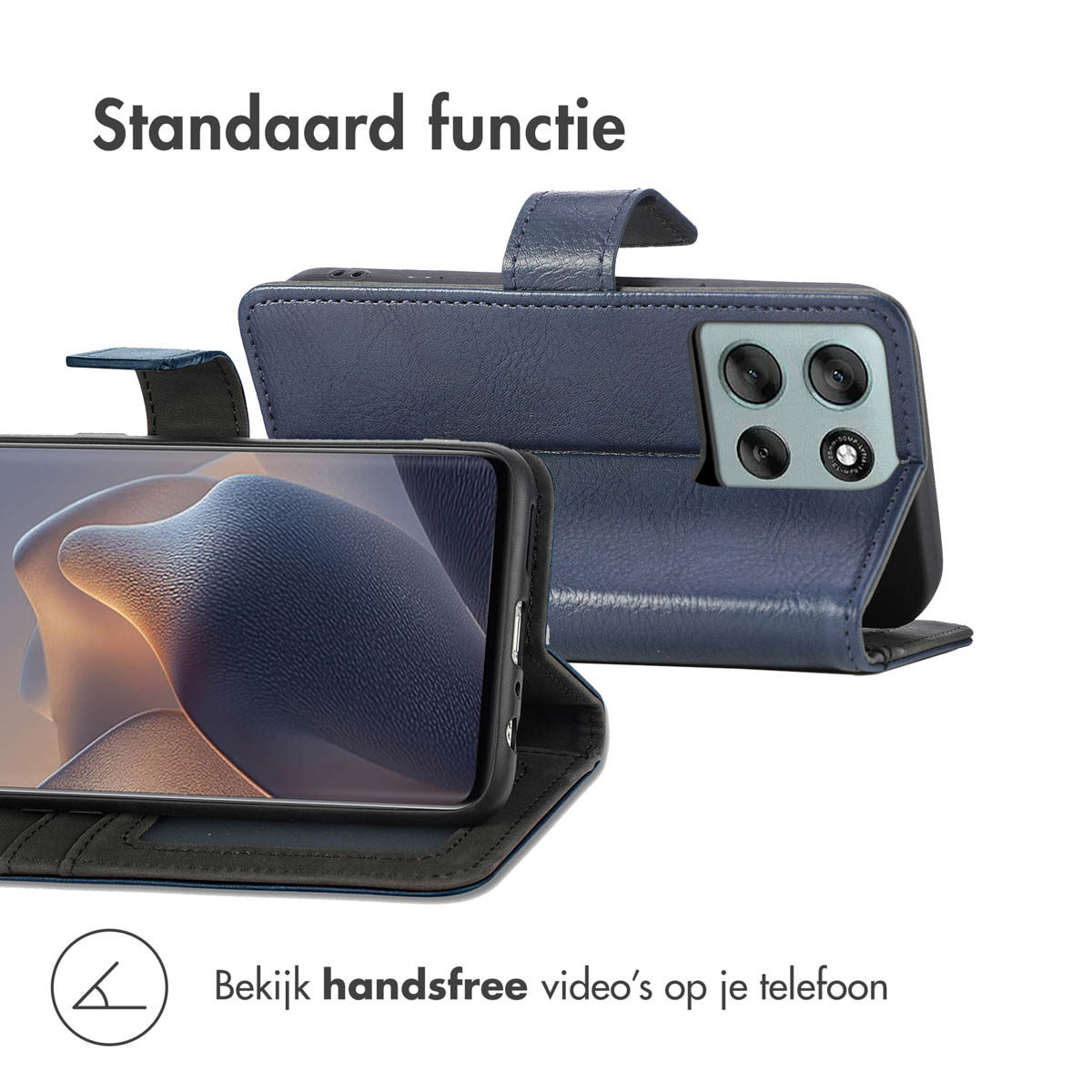 Een blauwe telefoonhoes met standaardfunctie. Een smartphone is geplaatst.