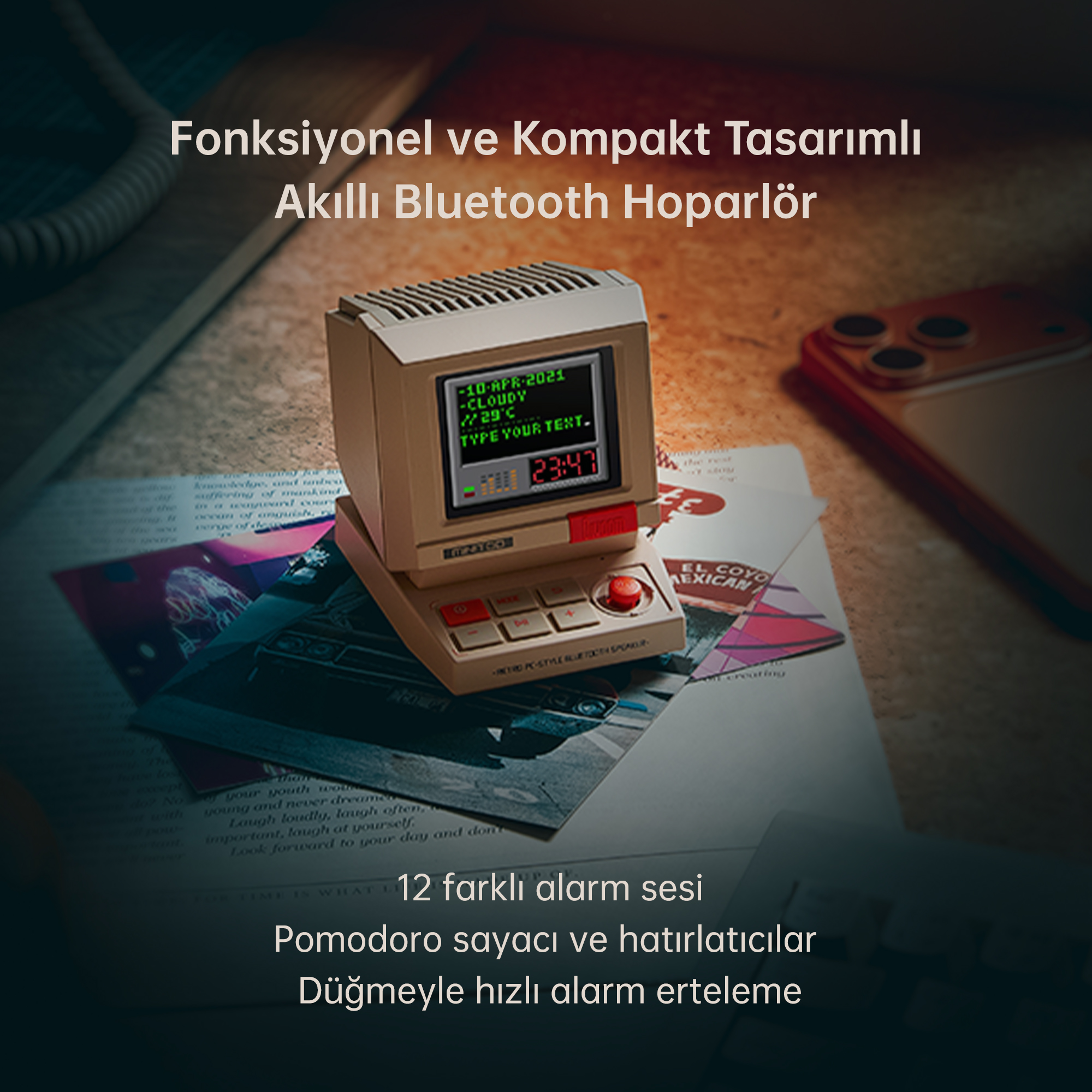 Tarih, hava durumu ve saati gösteren retro PC tarzı Bluetooth hoparlör.
