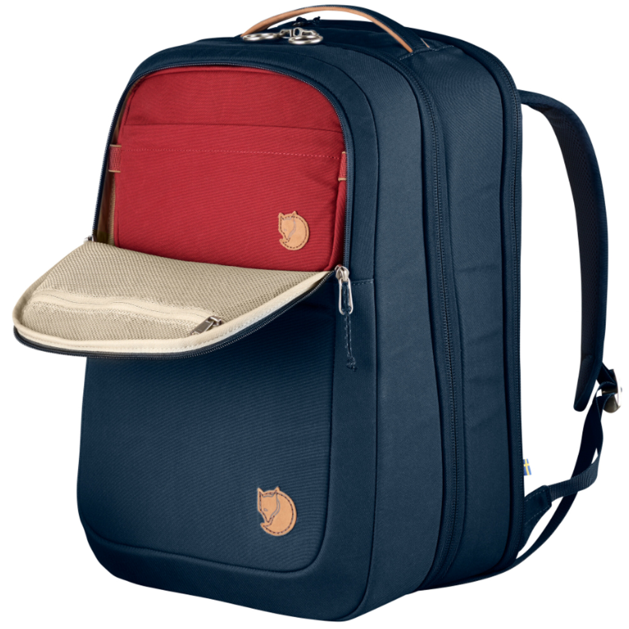 Ein dunkelblauer Rucksack mit einem roten Fach und einem Netzfach.