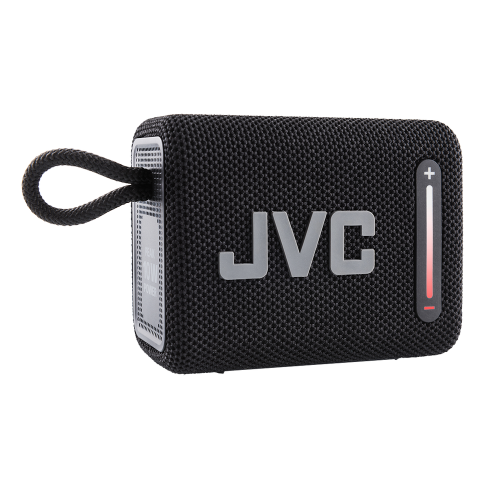 Czarny głośnik JVC z materiałową pętelką i czerwoną diodą baterii.