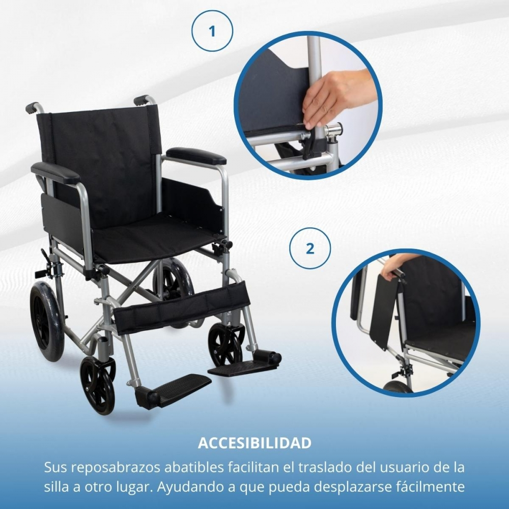 Una silla de ruedas manual con reposabrazos y reposapiés abatibles.