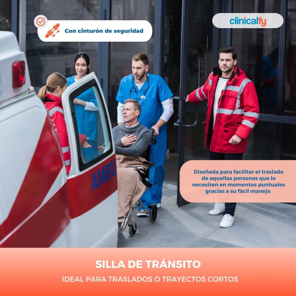 Personal médico asiste a hombre en silla de ruedas cerca de ambulancia.