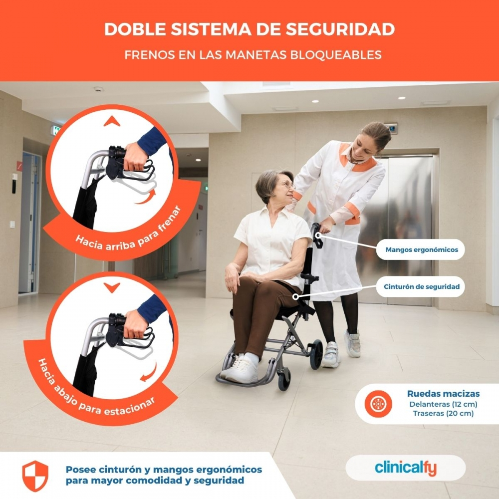 Una mujer empuja un andador con una anciana dentro. Instrucciones de freno.