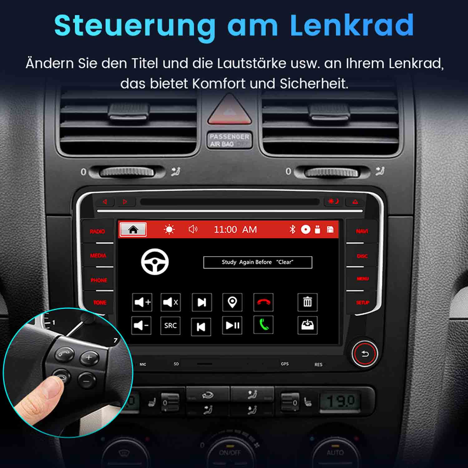 Ein Finger bedient ein Lenkrad mit Tasten, daneben ein Auto-Infotainmentsystem.