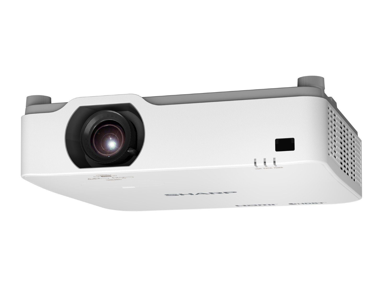 Un proyector blanco con lente y rejillas de ventilación, sobre fondo blanco.
