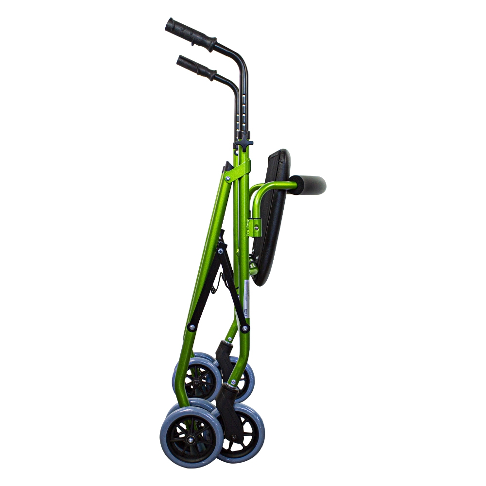 Andador verde con asiento, plegado, sobre fondo blanco.