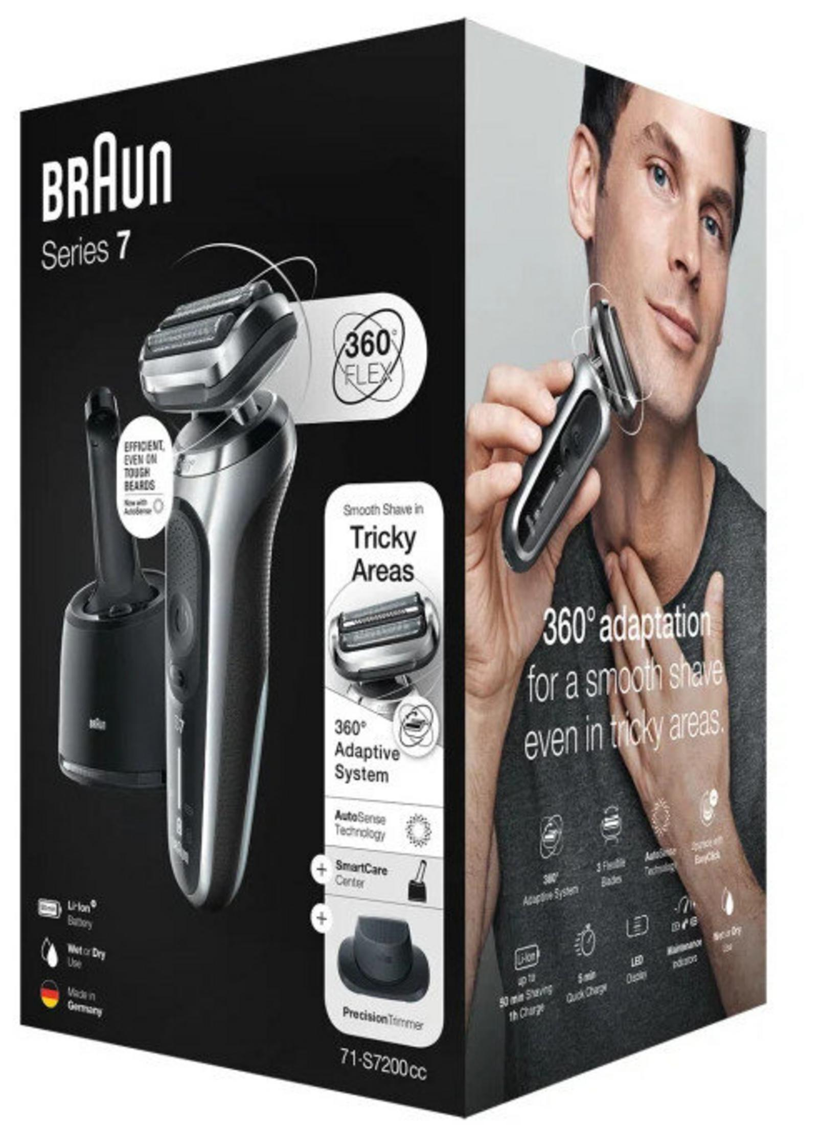 Golarka elektryczna Braun Series 7 ze stojakiem ładującym i mężczyzna.