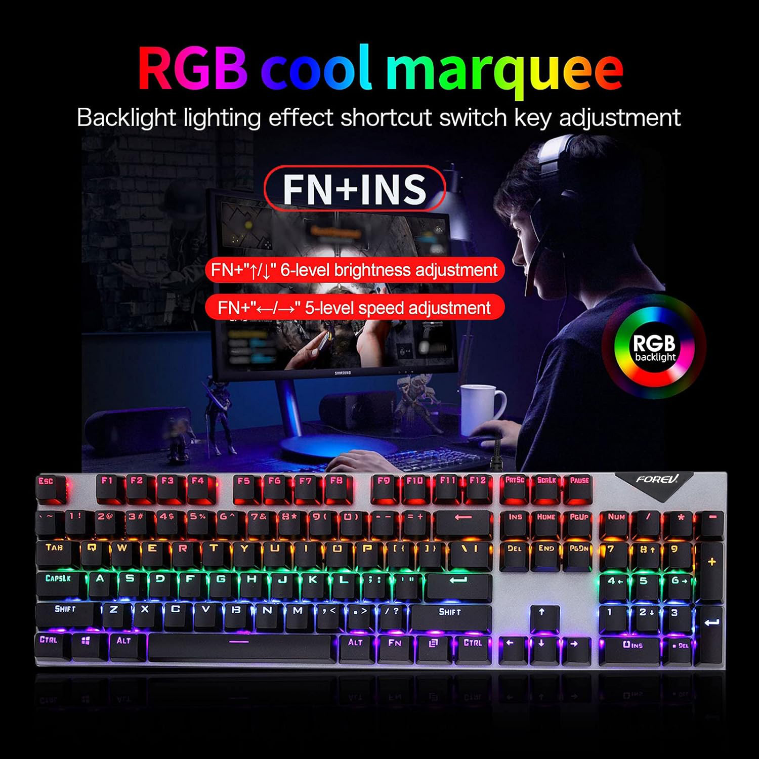 Una persona con cuffie usa una tastiera retroilluminata RGB.