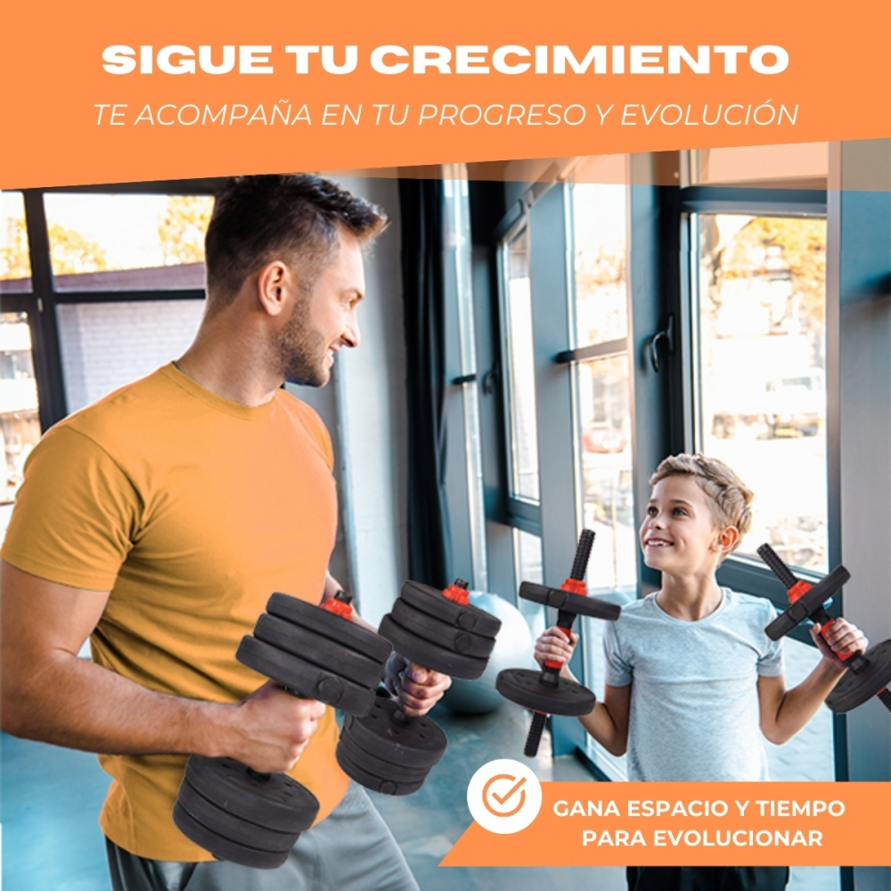 Hombre y niño sostienen pesas en un gimnasio. El hombre viste una camiseta amarilla.