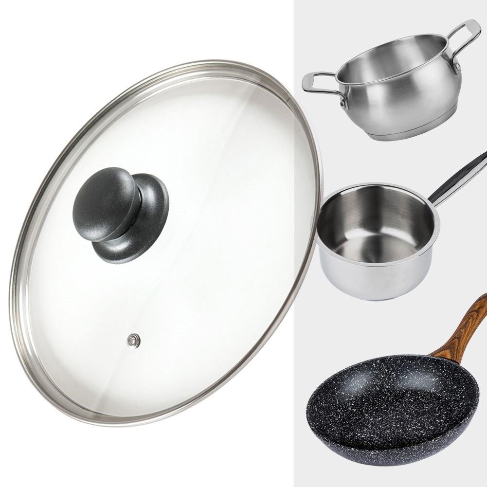 Una tapa de cristal y tres utensilios de metal: olla, cazo, sartén.