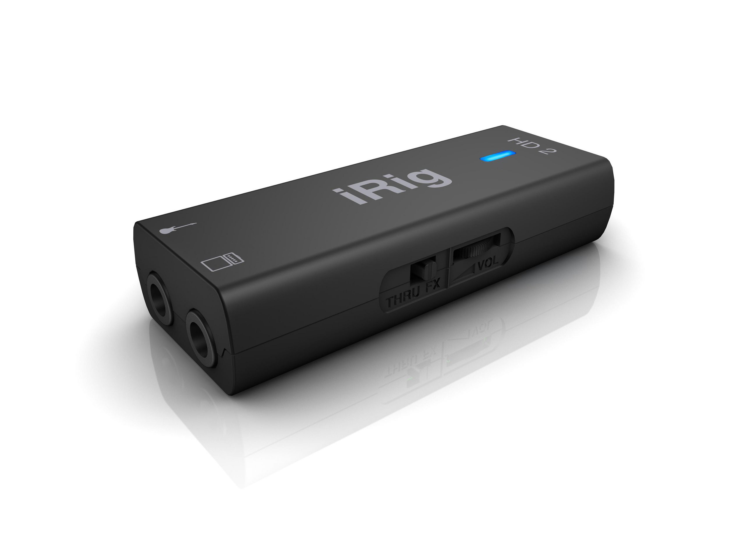Schwarzes iRig HD 2 Audio-Interface mit blauer LED und Reglern.