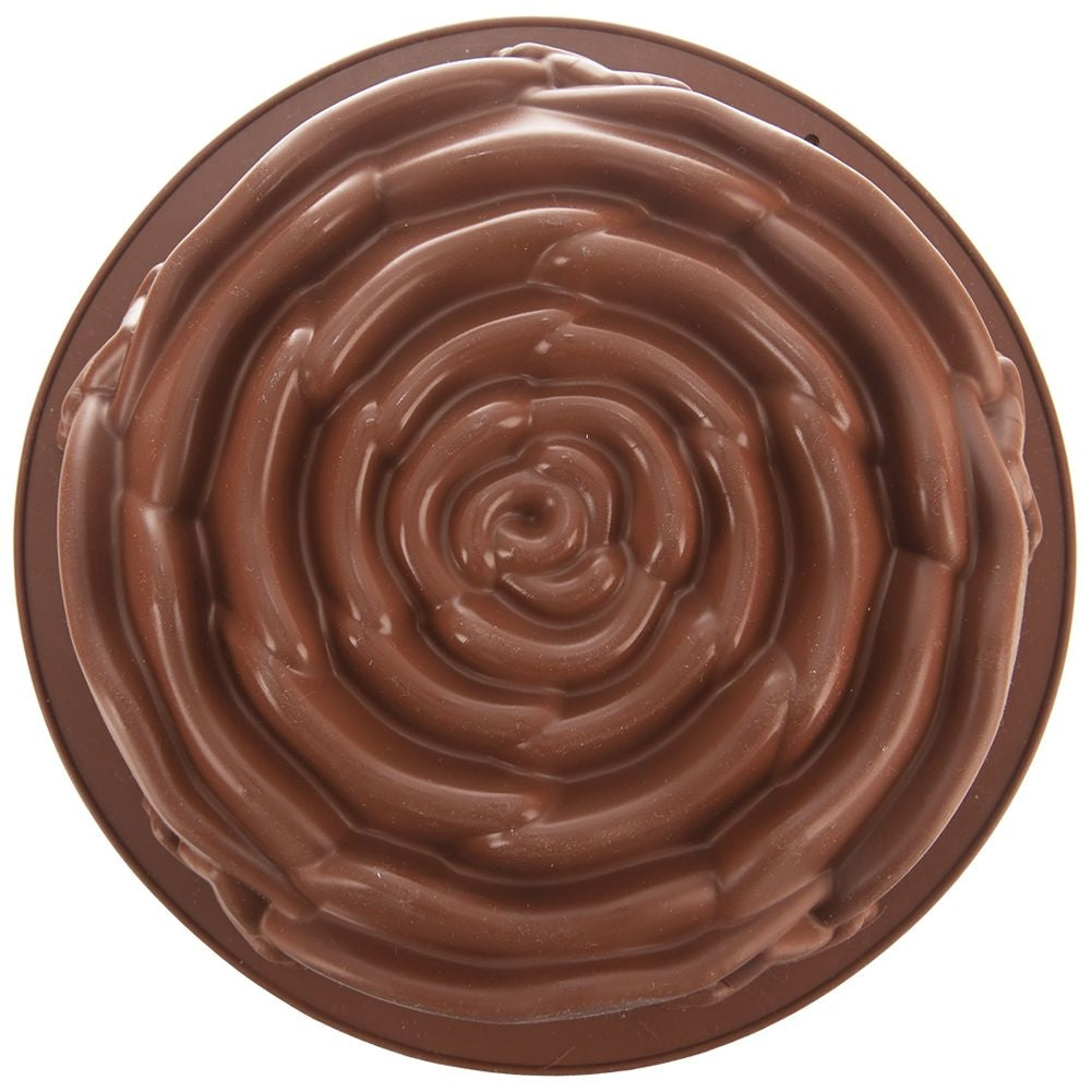 Un molde de silicona marrón para pasteles con forma de rosa.