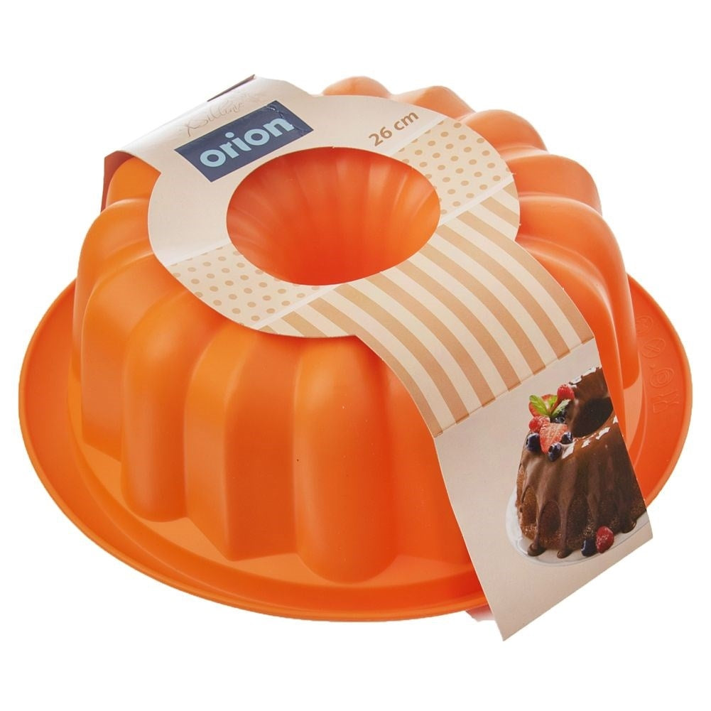 Molde naranja para bizcocho con pegatina de pastel.