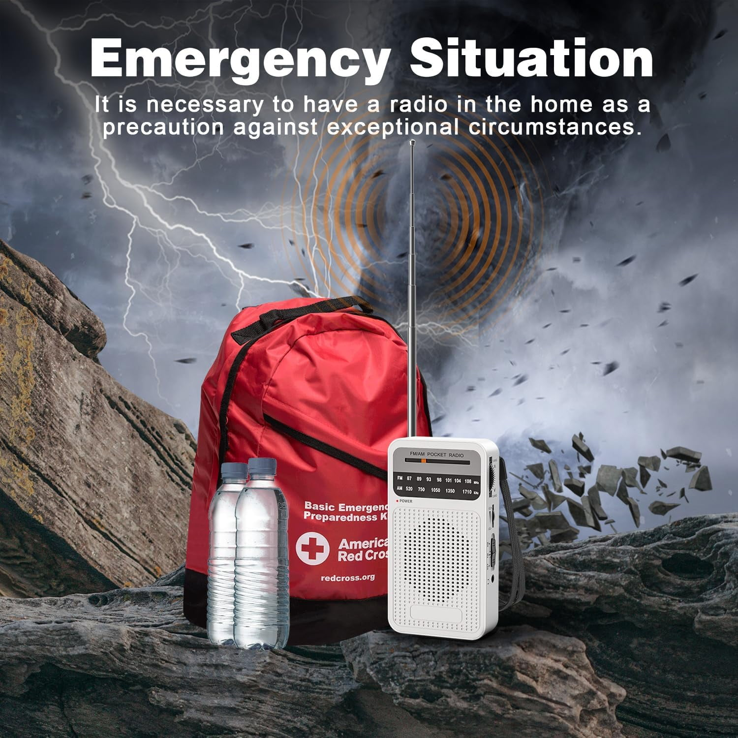 Ein roter Rucksack, Wasserflaschen und ein Radio auf Steinen. Blitze und Trümmer im Hintergrund.