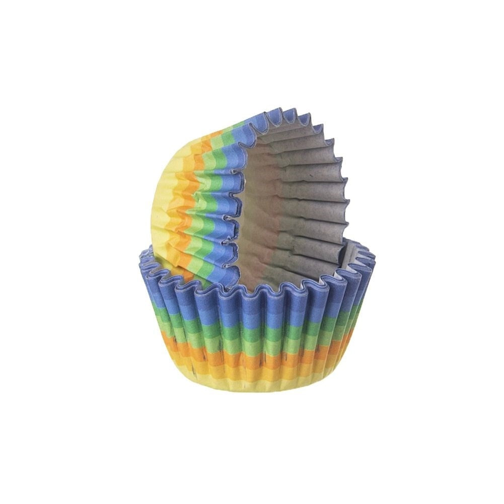 Capacillos de cupcake de papel coloridos con rayas amarillas, verdes, azules y naranjas.