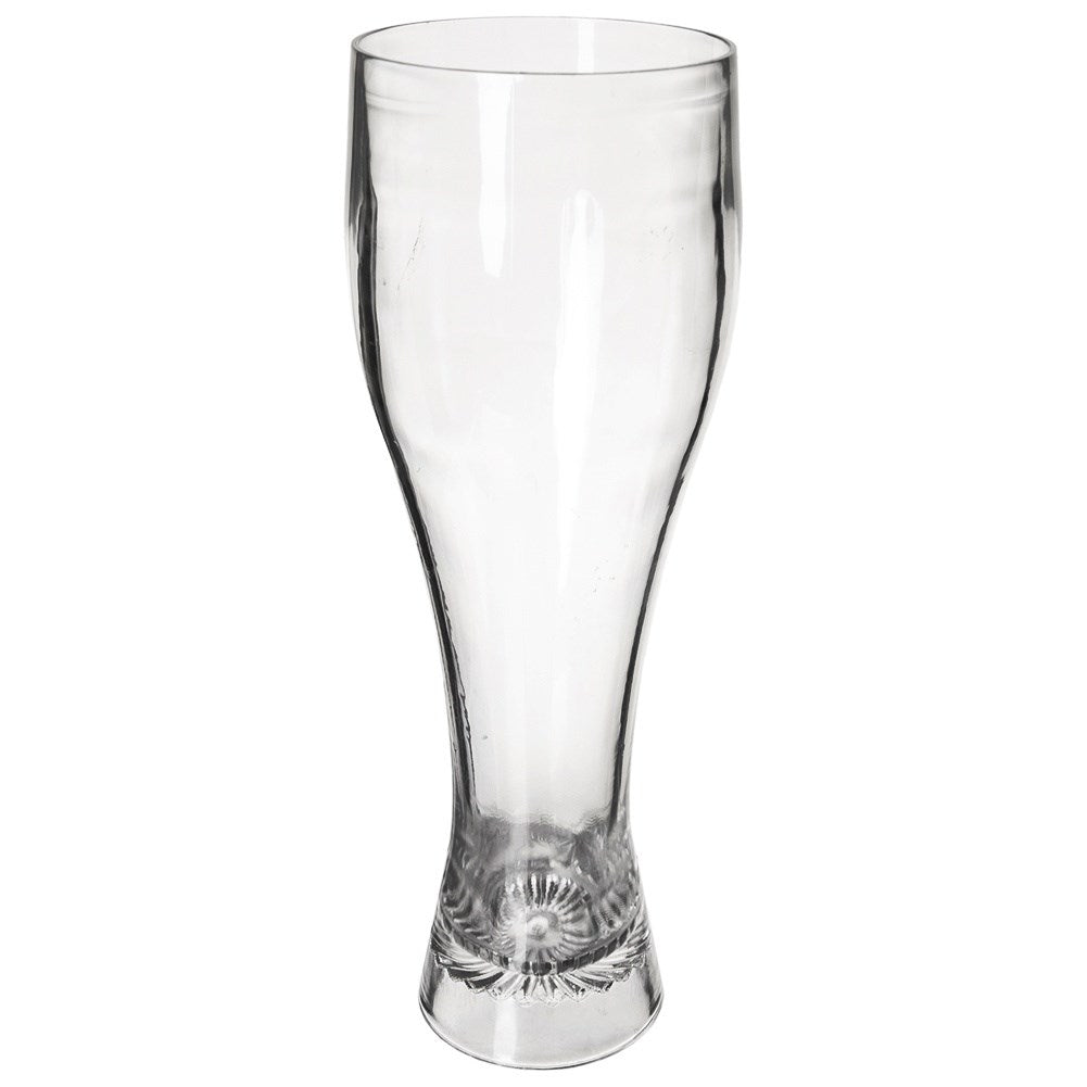 Un vaso alto y vacío con base decorativa sobre fondo blanco.