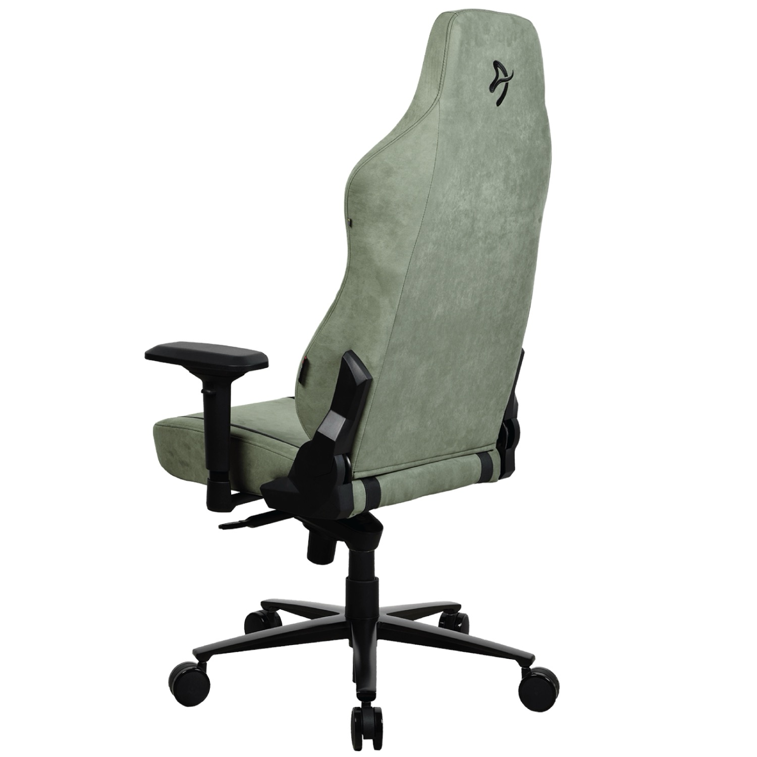 Een groene gamestoel met een zwarte voet en wielen.