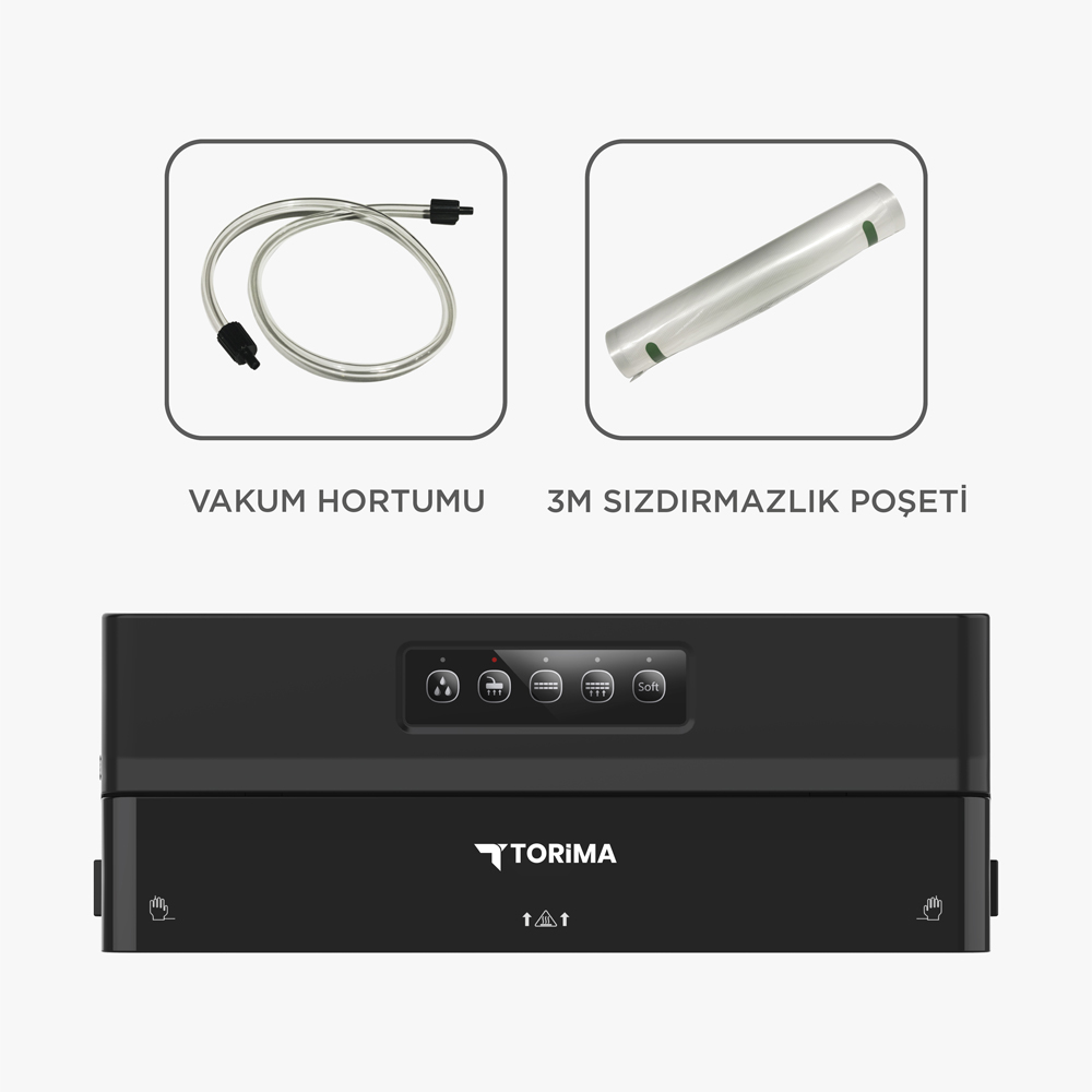 Vakum hortumu ve siyah bir paketleme makinesinin üzerinde mühürlü plastik poşet.
