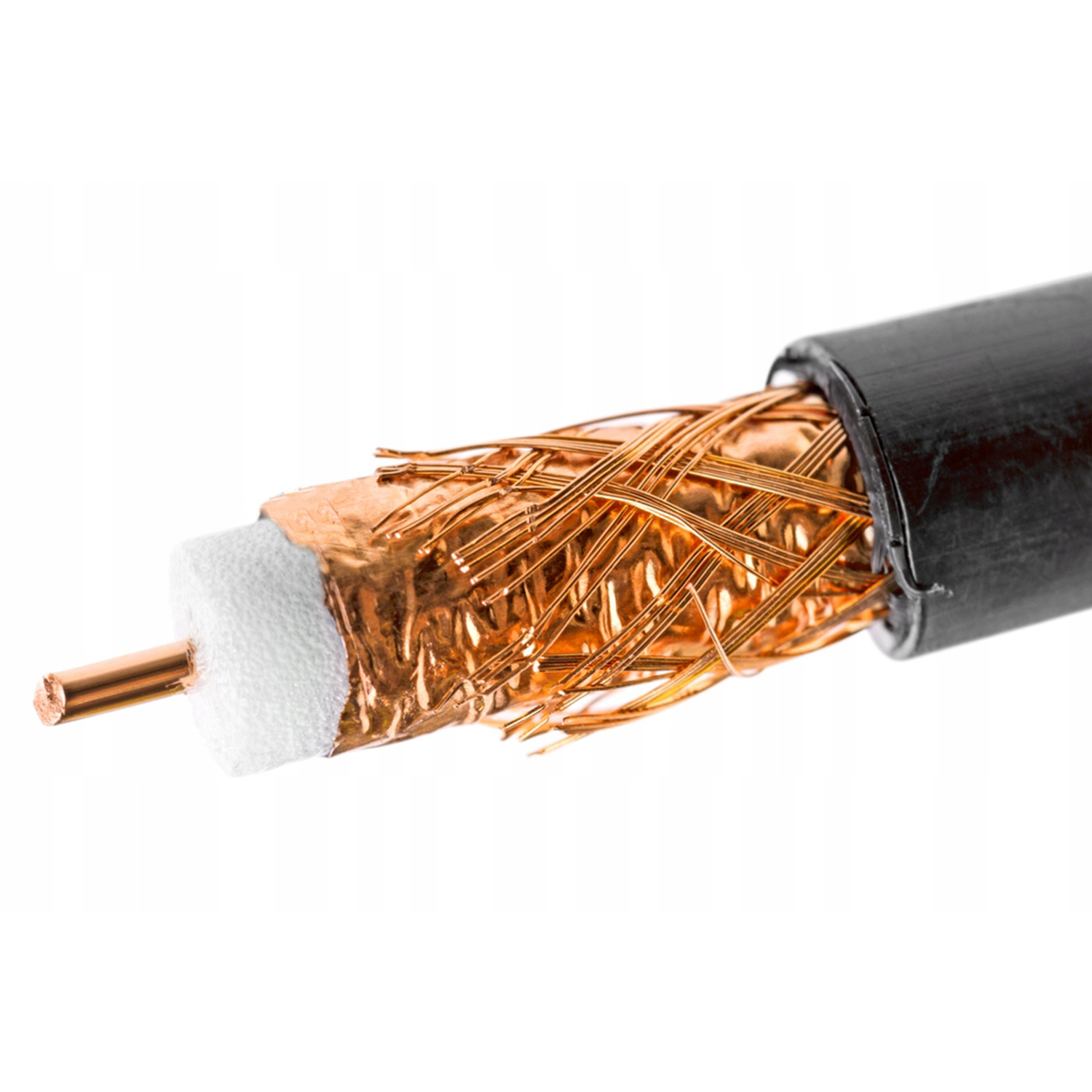 Zbliżenie kabla koncentrycznego z odsłoniętymi miedzianymi przewodami i białą izolacją.