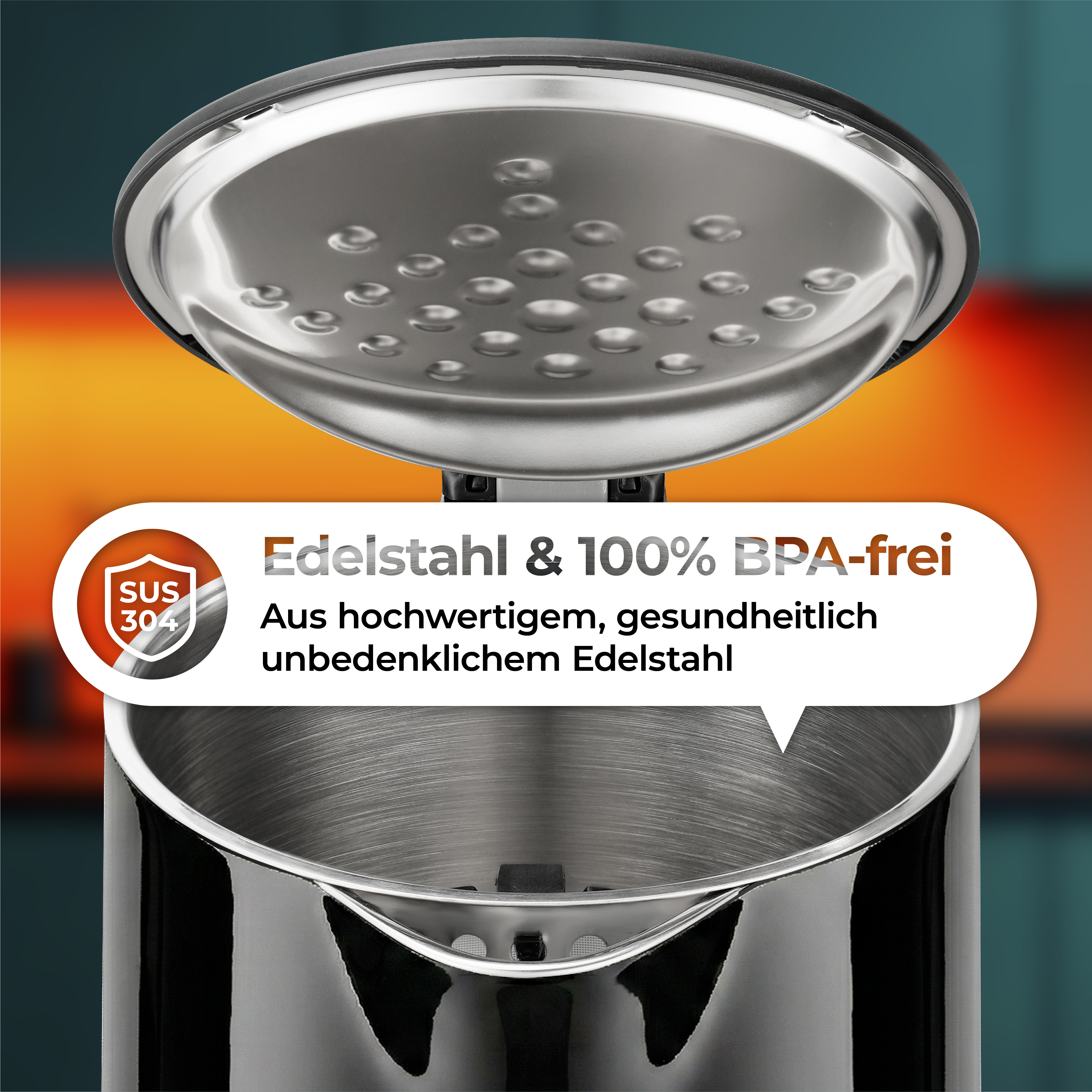 Nahaufnahme eines Wasserkochers mit Edelstahl-Deckel und SUS 304-Logo.