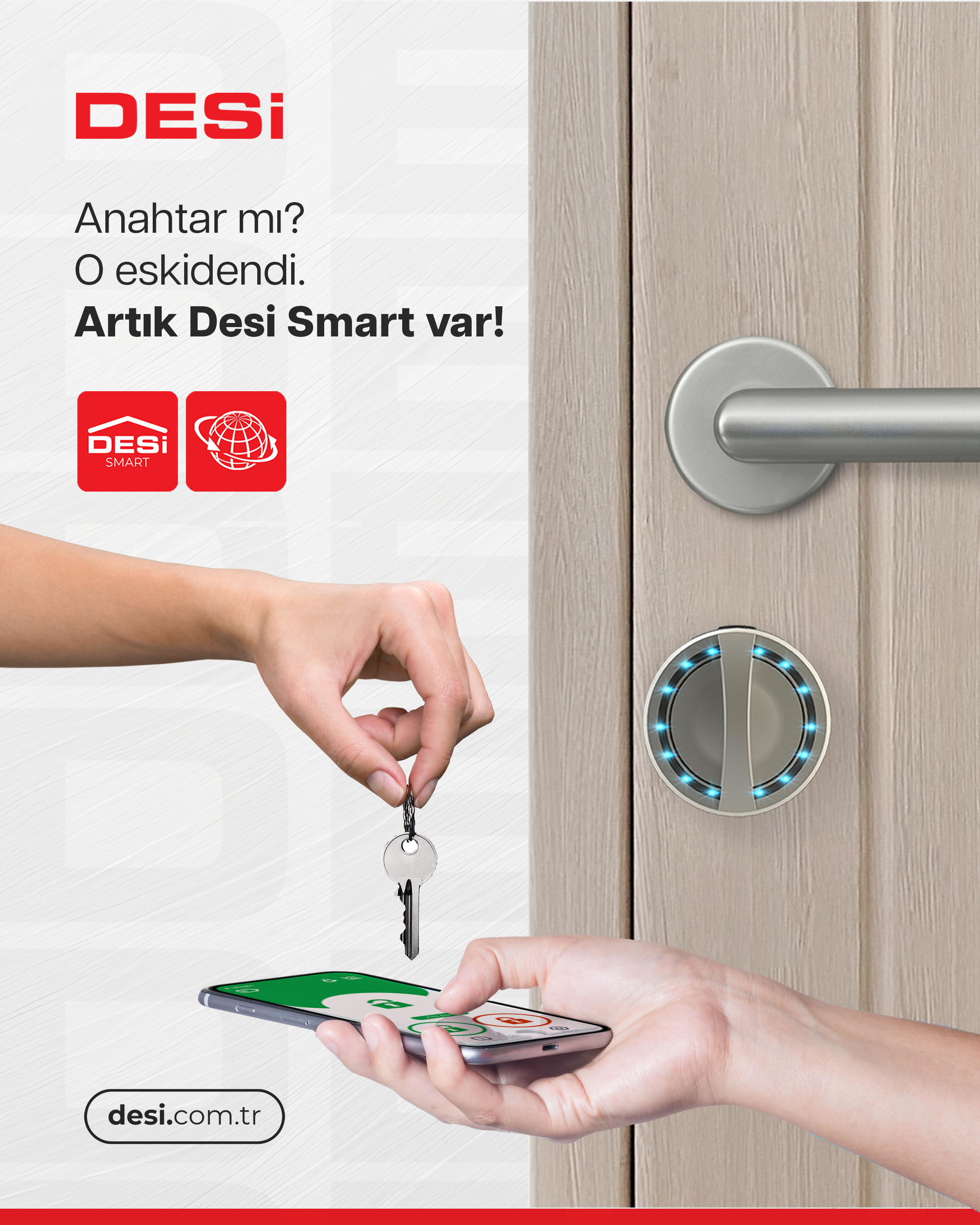 Bir el akıllı telefonun üzerinde anahtar tutuyor. Akıllı kilitli bir kapı görünüyor.