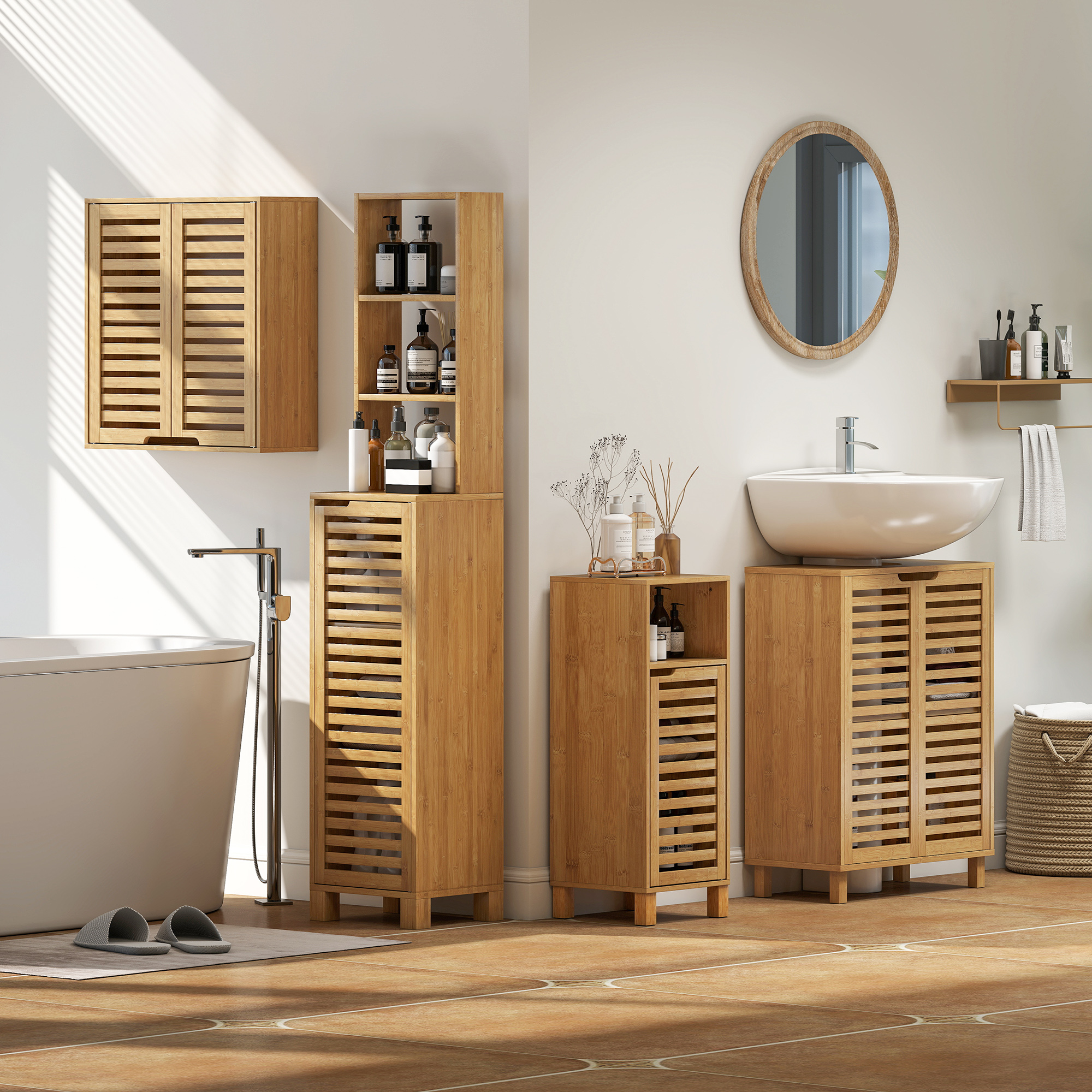 Un baño con muebles de madera, bañera, lavabo, espejo y estanterías.