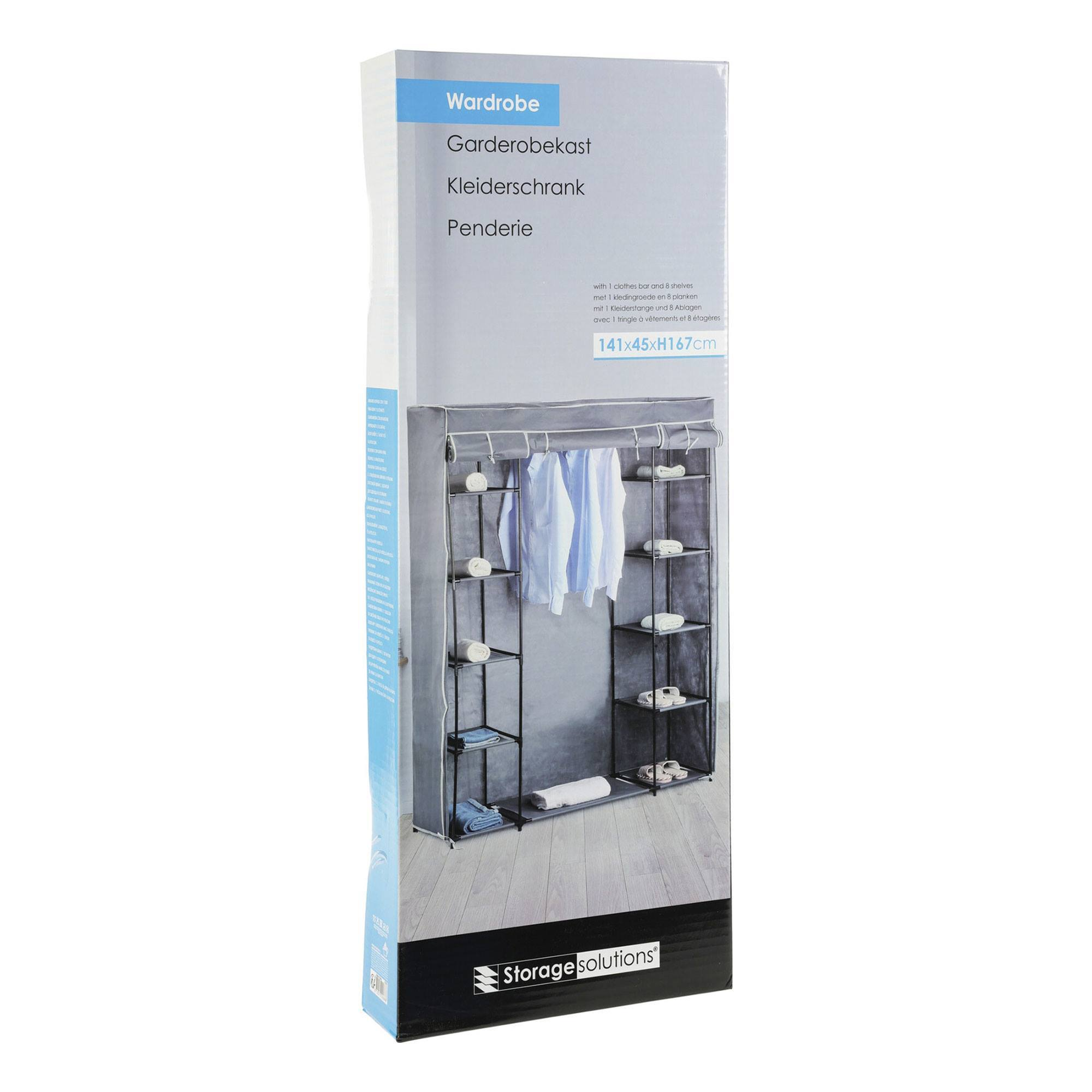 Armario de tela gris con barra para ropa, 8 estantes, ropa y toallas.