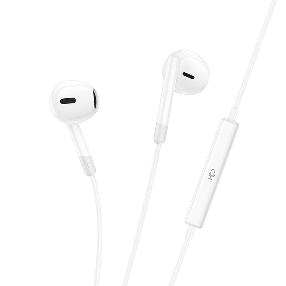 Auriculares blancos intrauditivos con cable, micrófono y control remoto sobre fondo blanco.