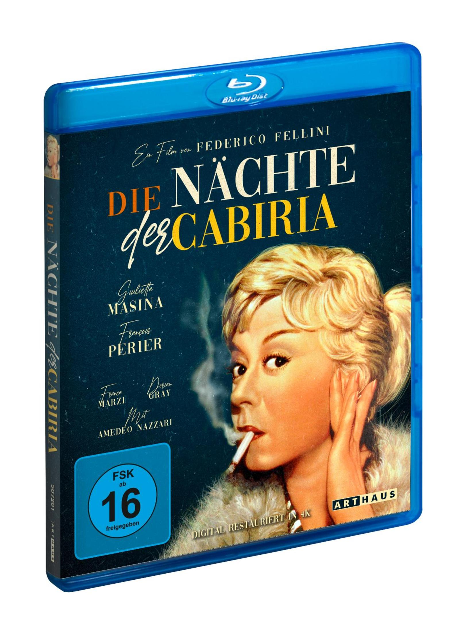 Couverture Blu-ray "Les Nuits de Cabiria" avec Giulietta Masina fumant.