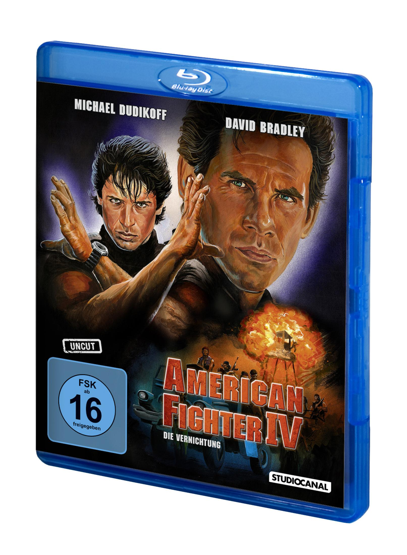 Copertina Blu-ray American Fighter IV con Dudikoff e Bradley, esplosione sullo sfondo.